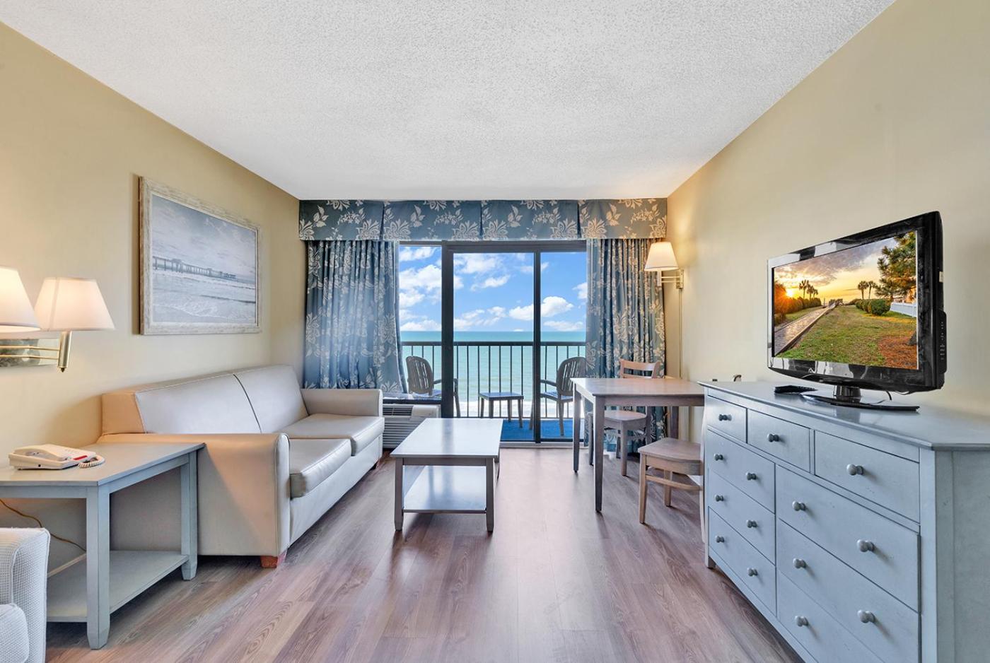 Queen Room with Sea View