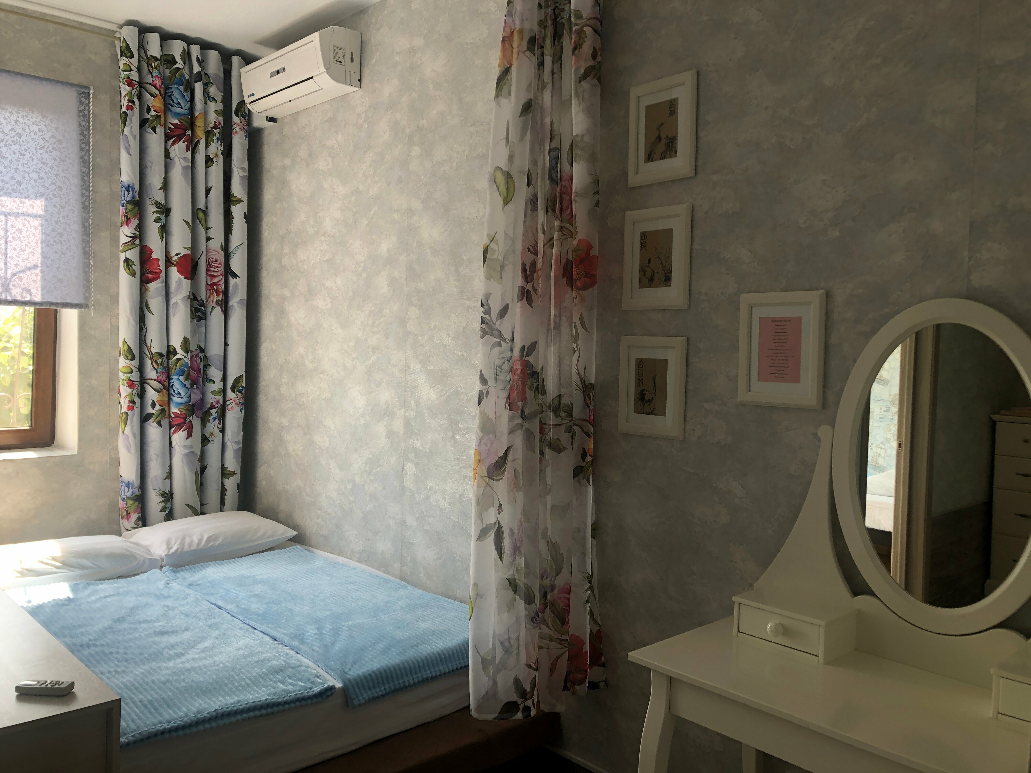 "Птицы" Трехместный двухкомнатный номер на 1 этаже