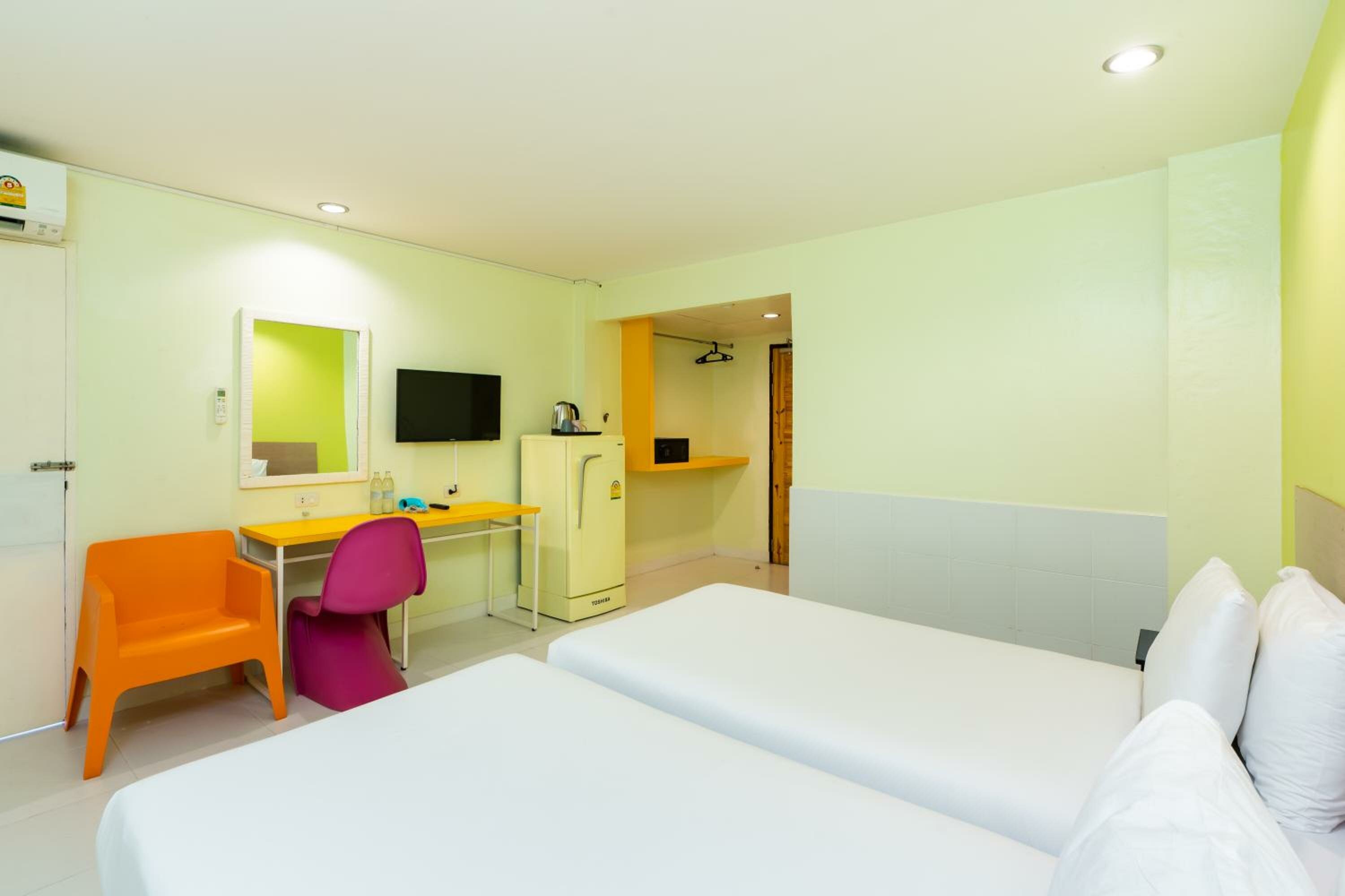 Standard Double or Twin Room - No Window