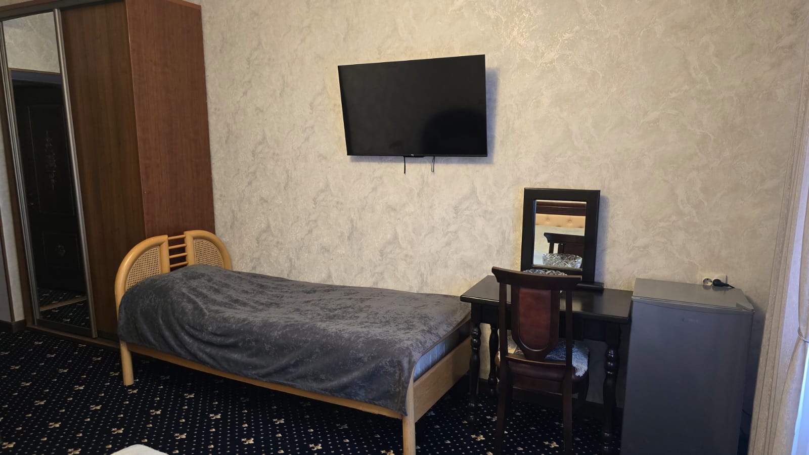 Стандартный трехместный номер