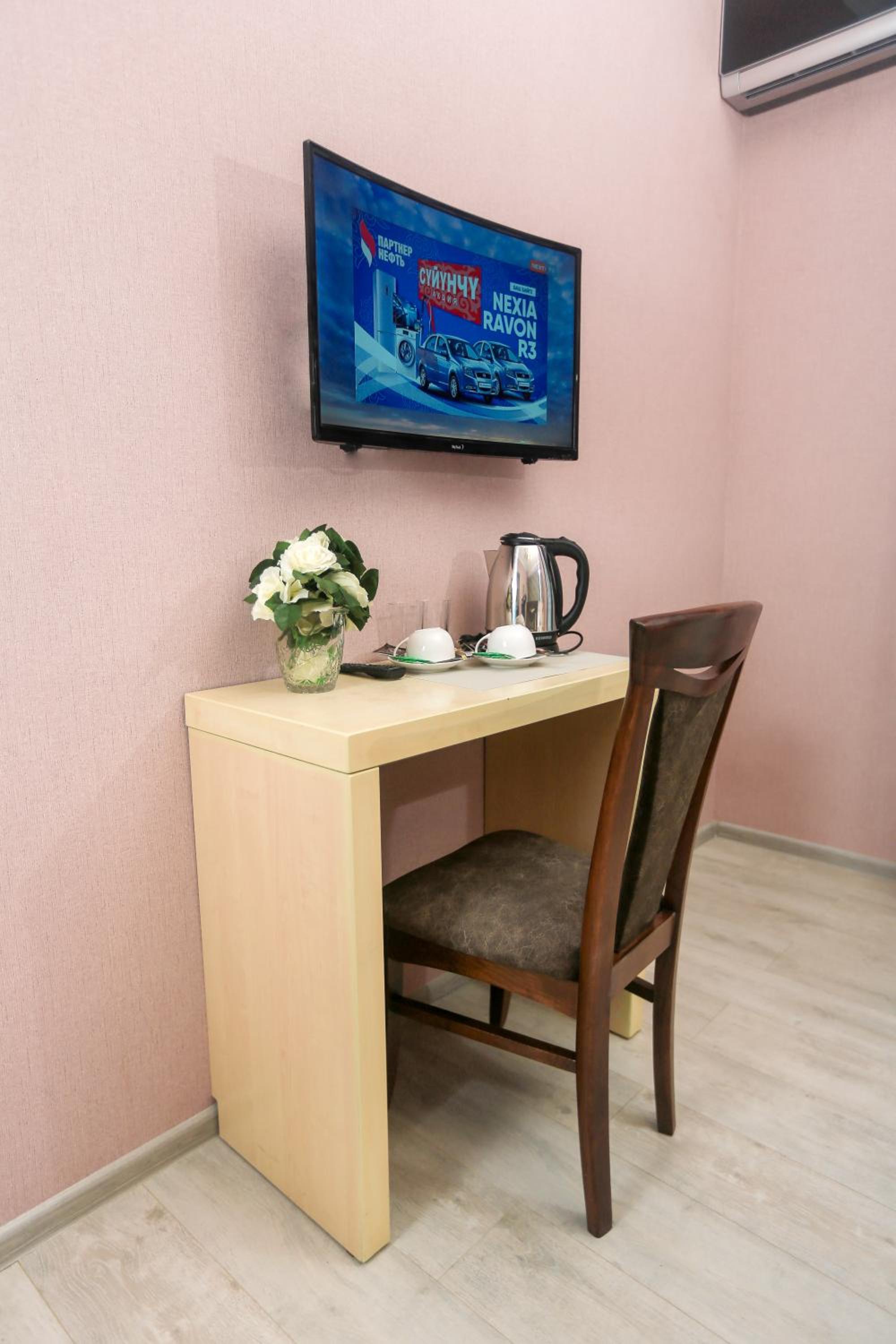 Deluxe Double or Twin Room