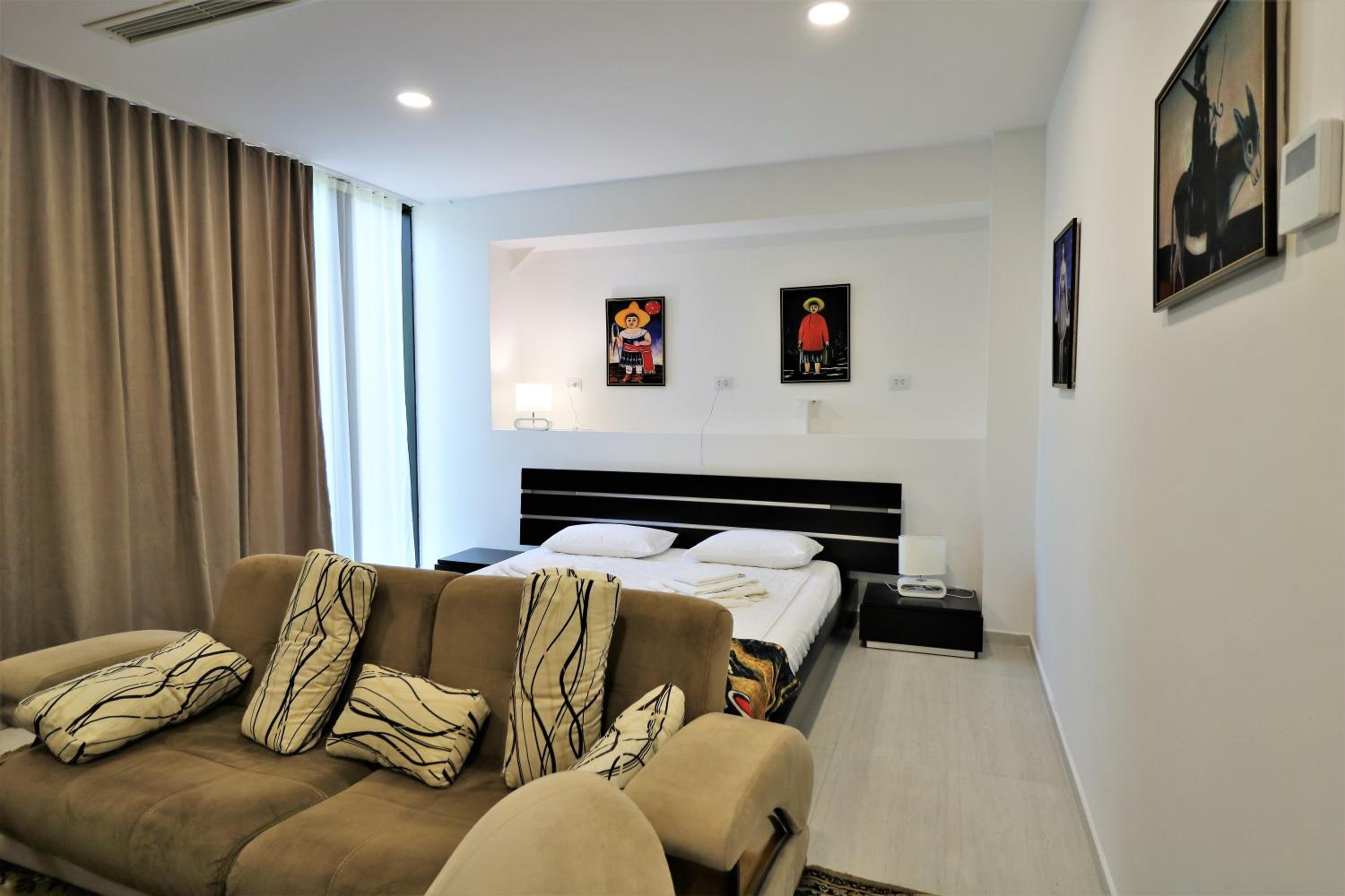 Large Double or Twin Room