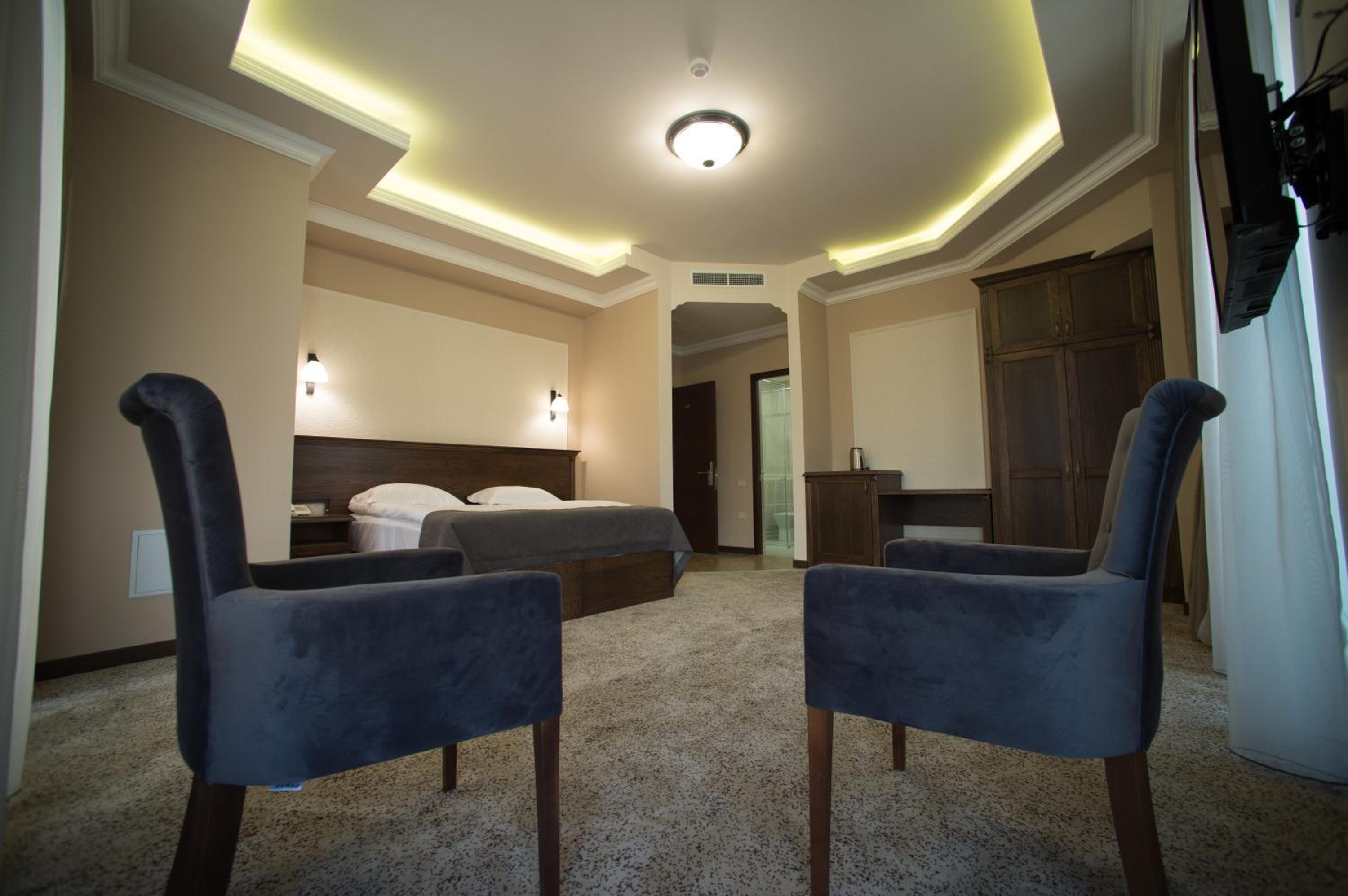 Junior Suite with Garden View