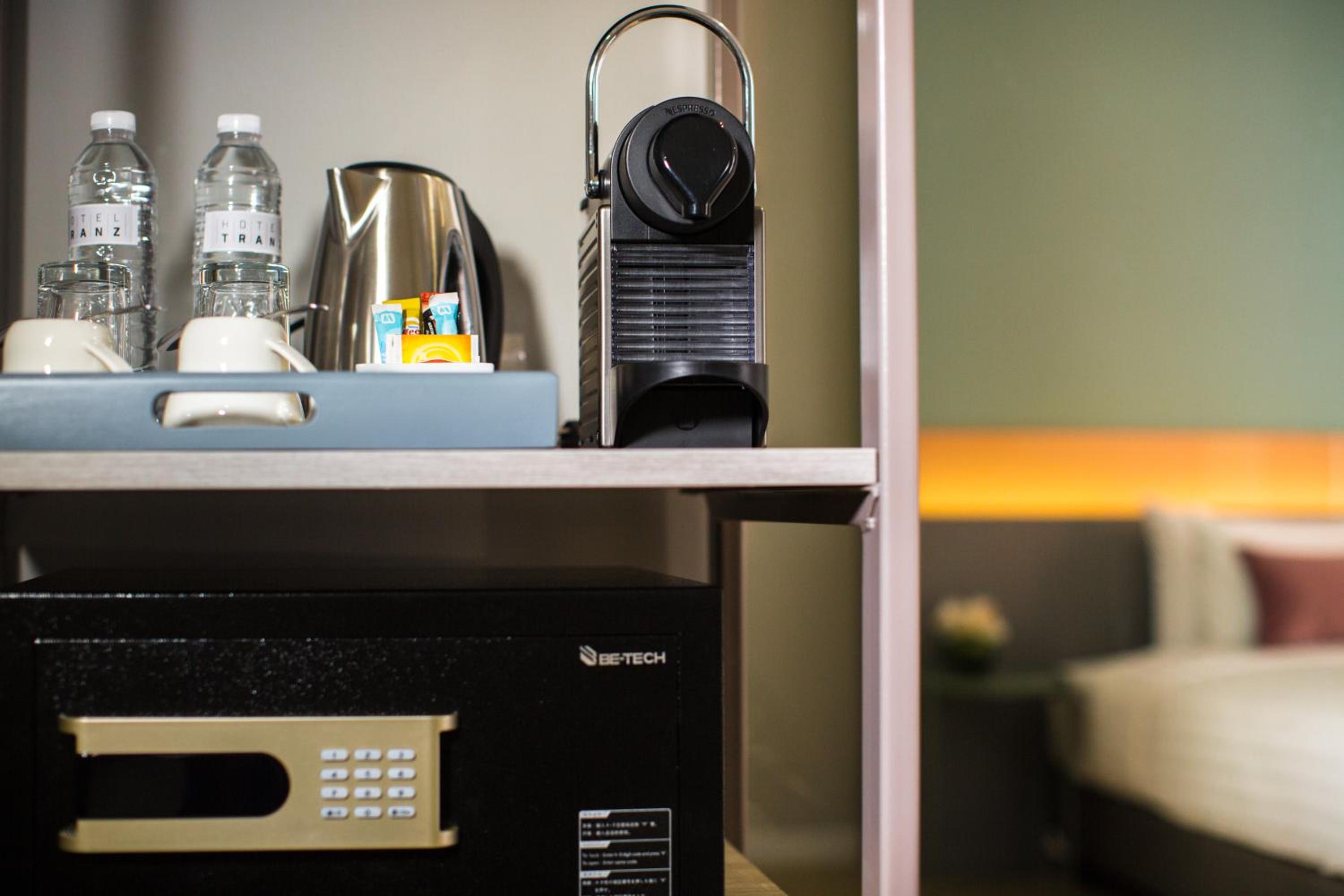 Executive (with Bathtub)