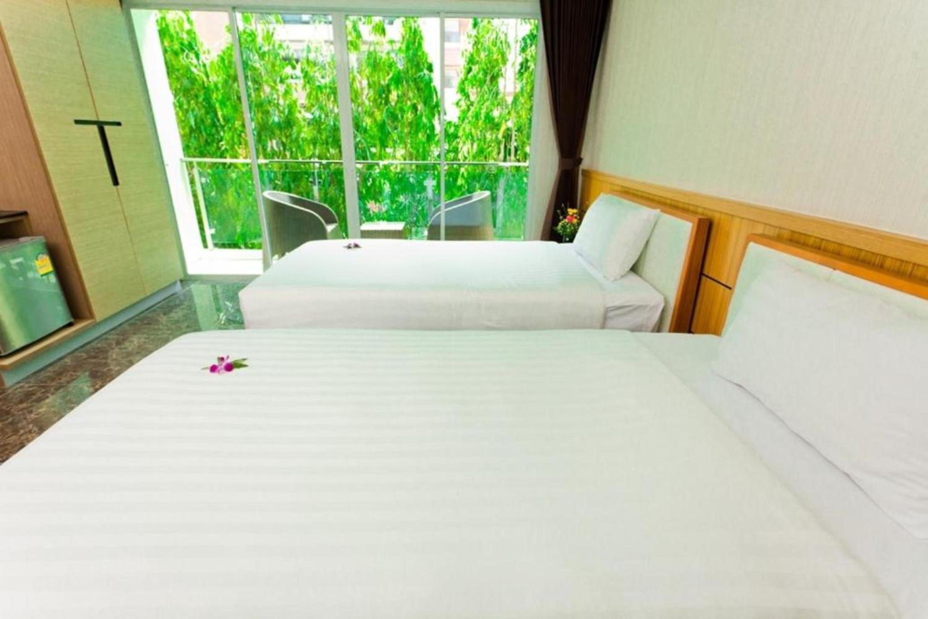 Superior double or twin room with balcony 