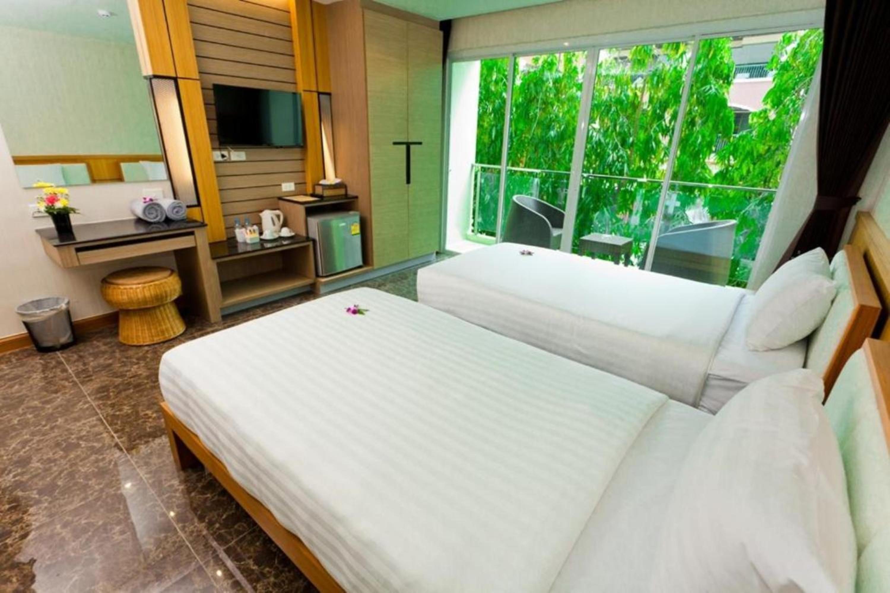 Superior double or twin room with balcony 