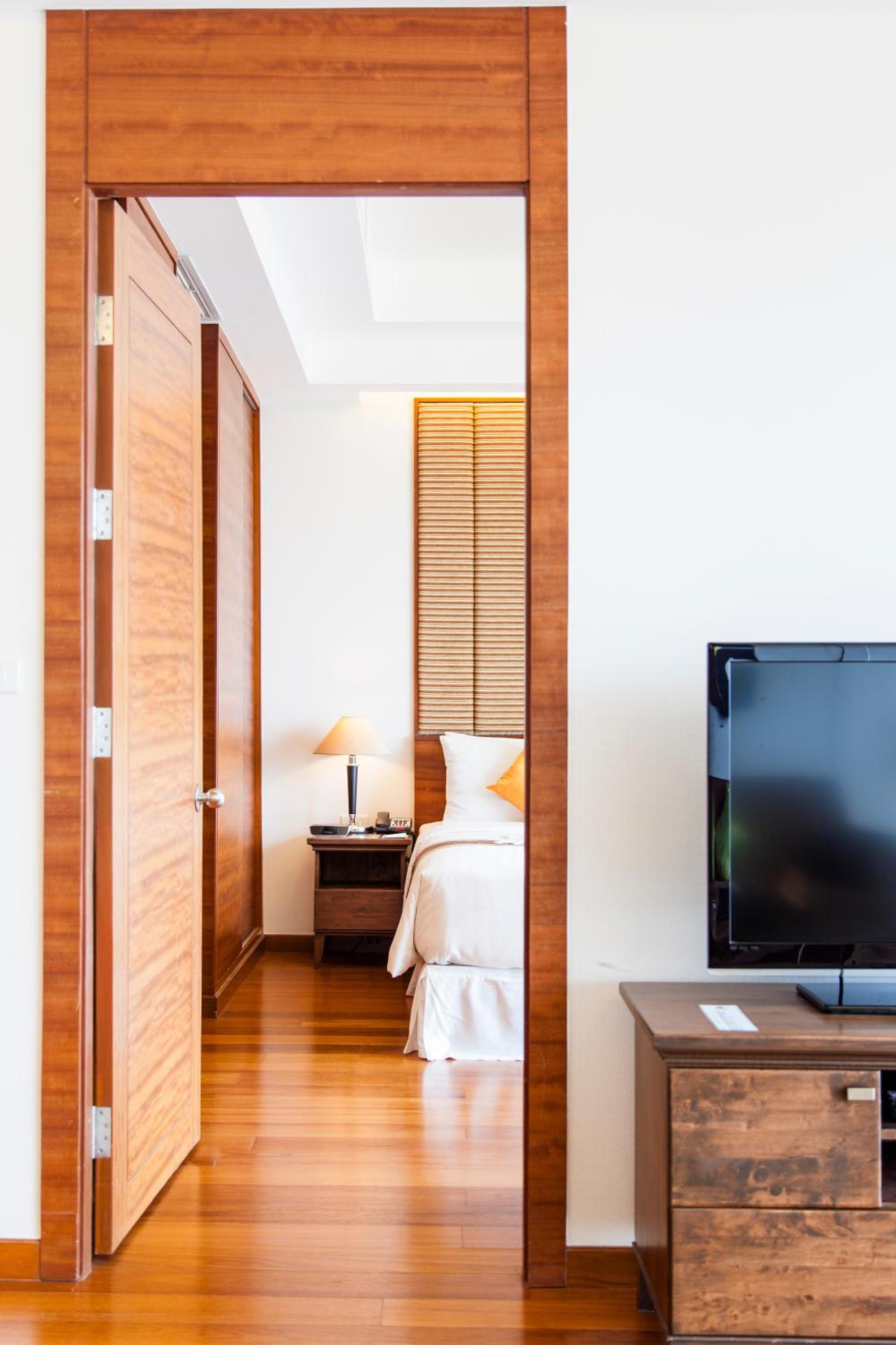 One-Bedroom Executive