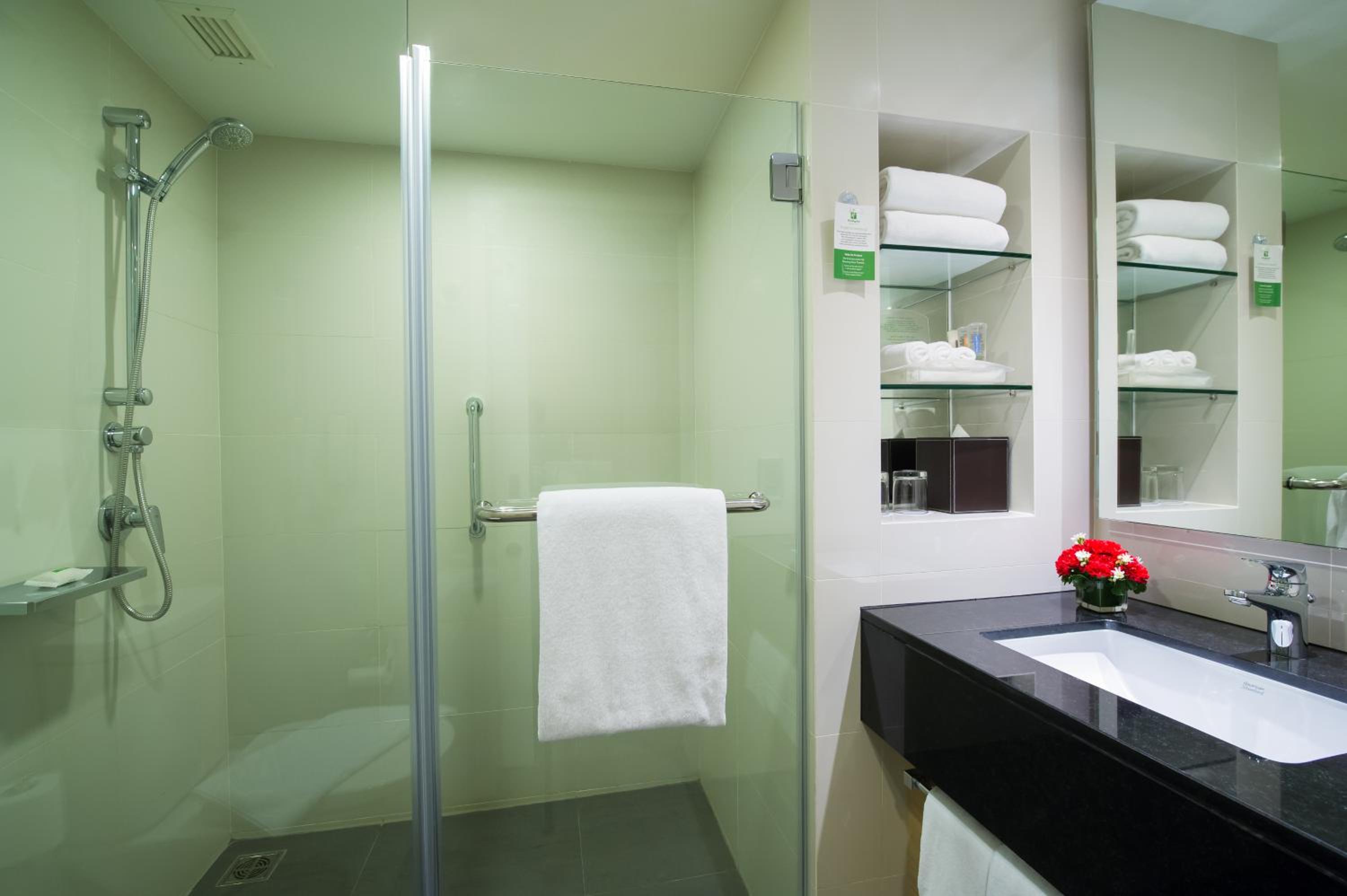 One-Bedroom King Suite with City View