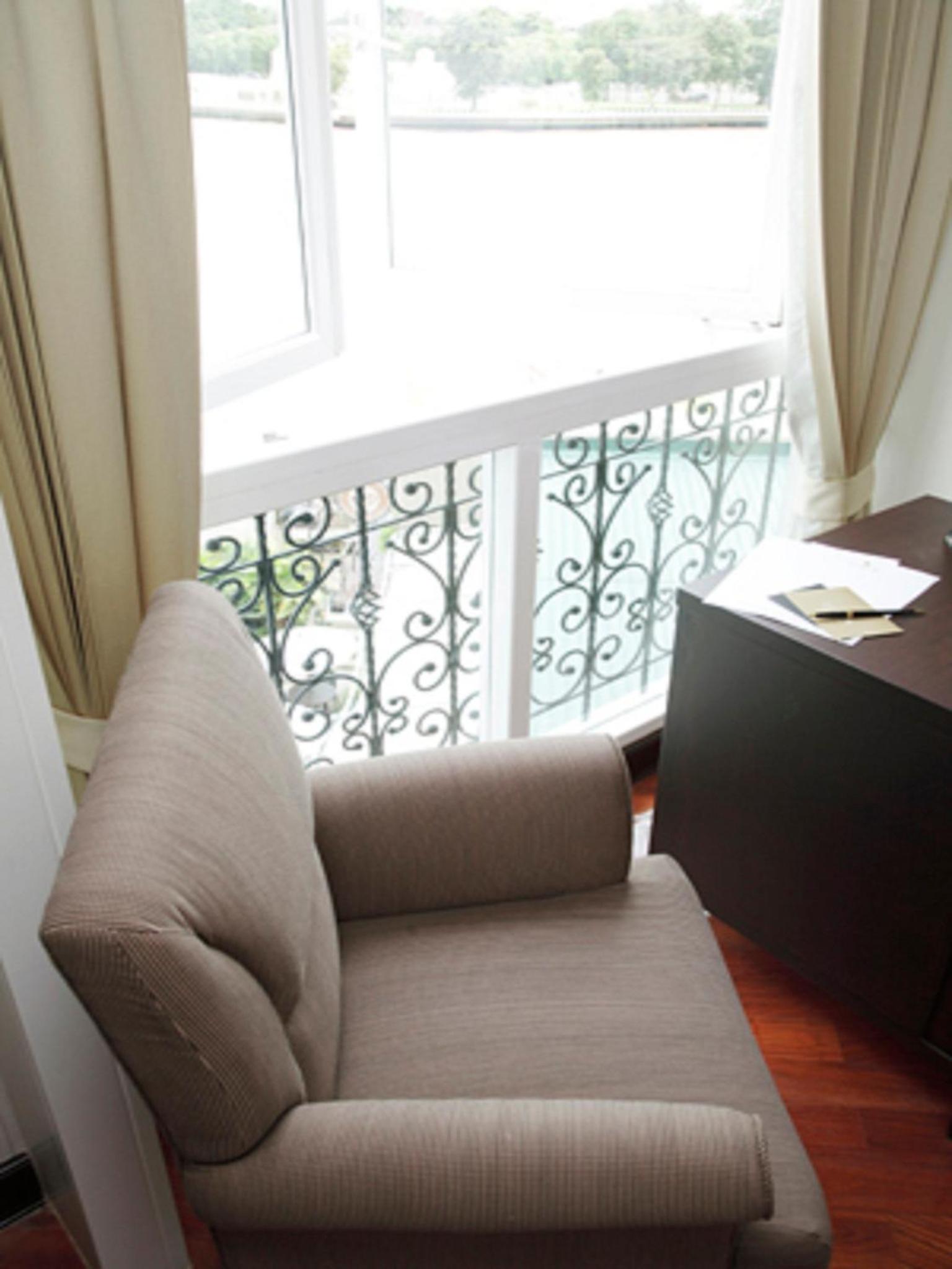 Standard Double Room with River View