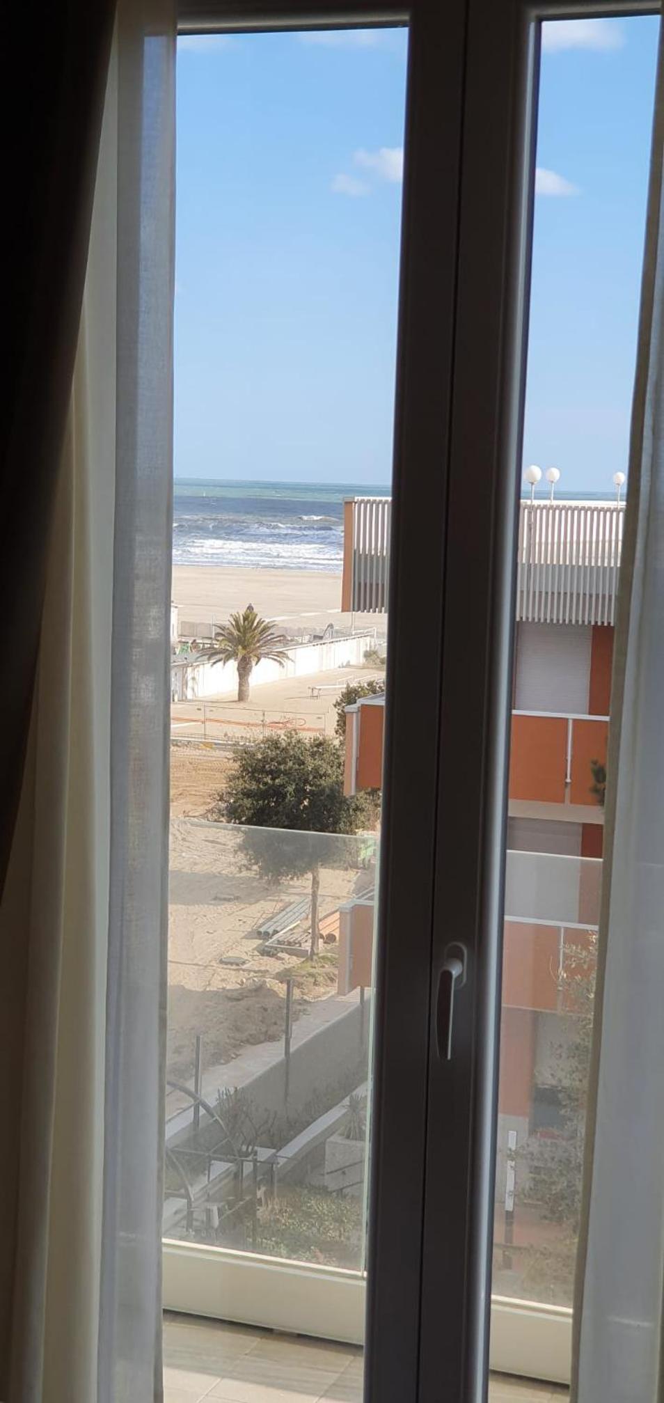 Double or Twin Room with Side Sea View