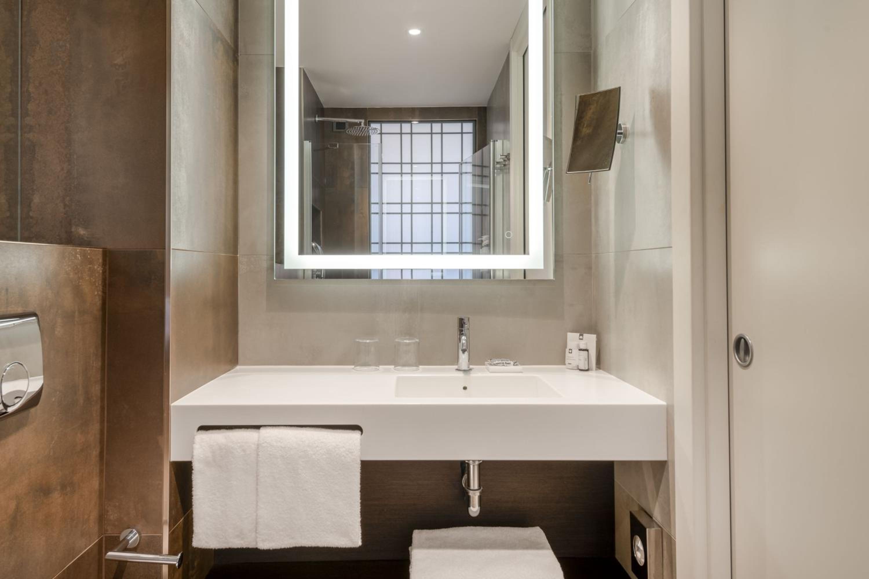 Classic Room with 2 Twin/Single bed(s)