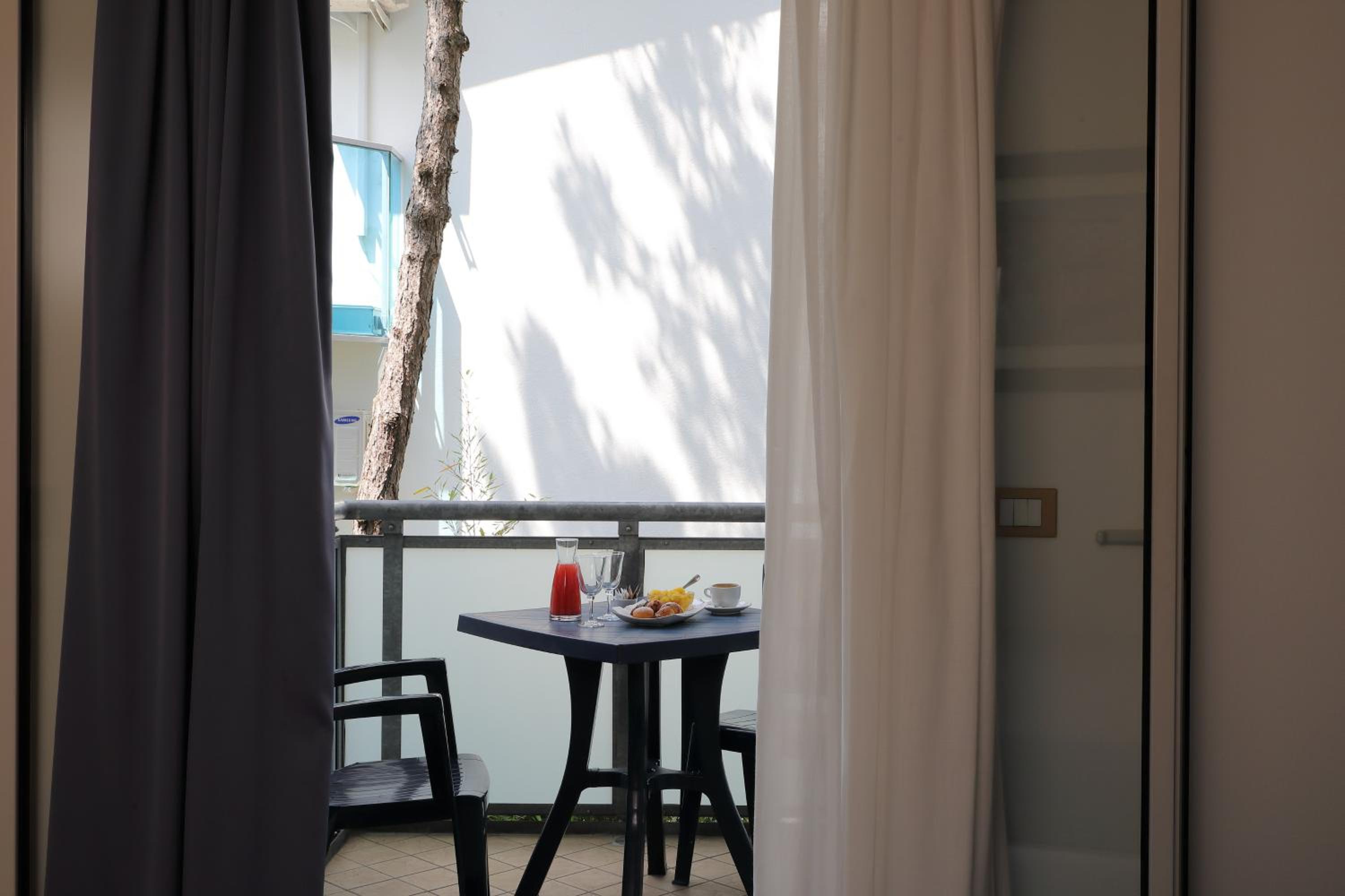 Double Room with Balcony