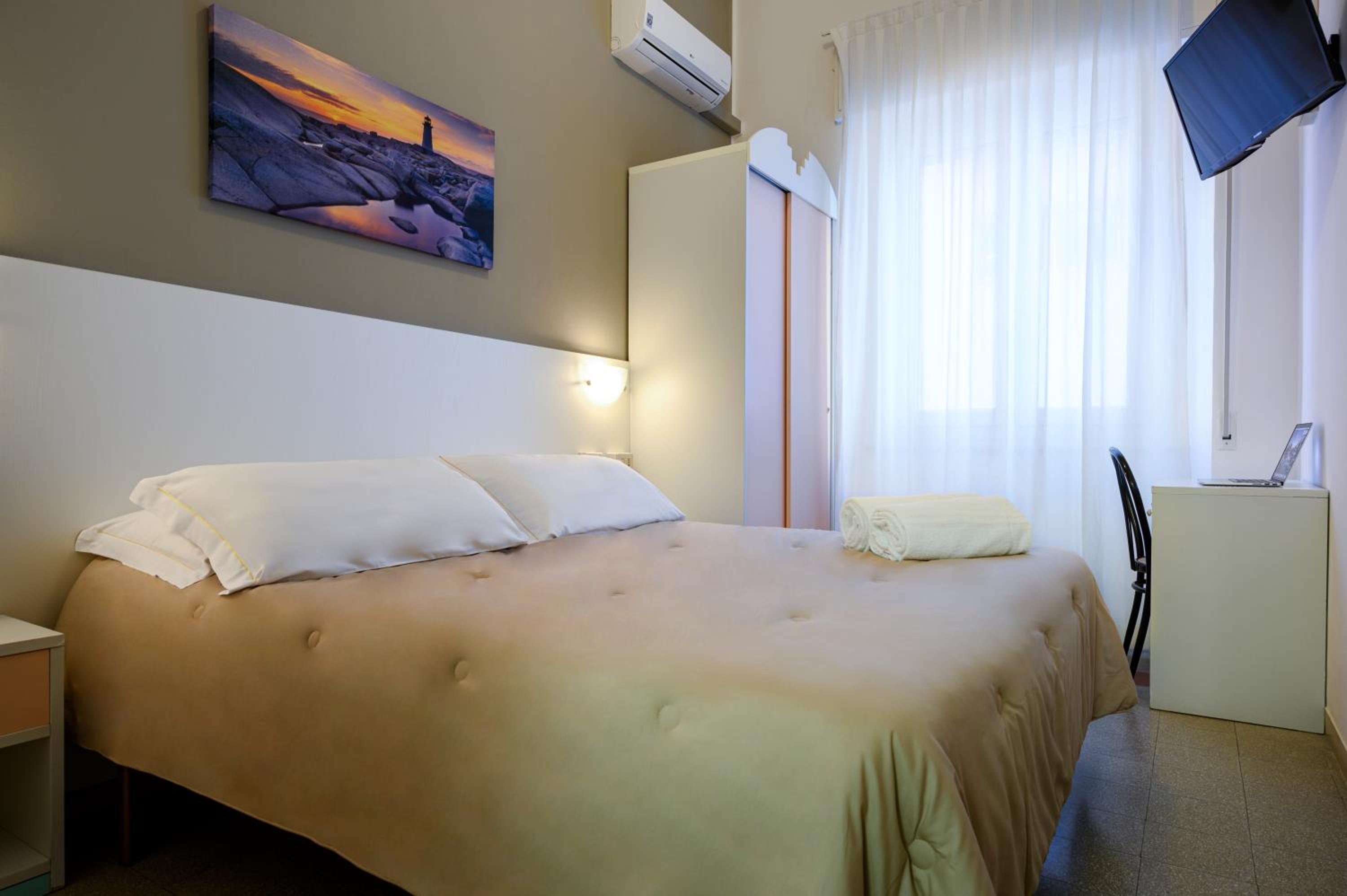 Economy Double or Twin Room