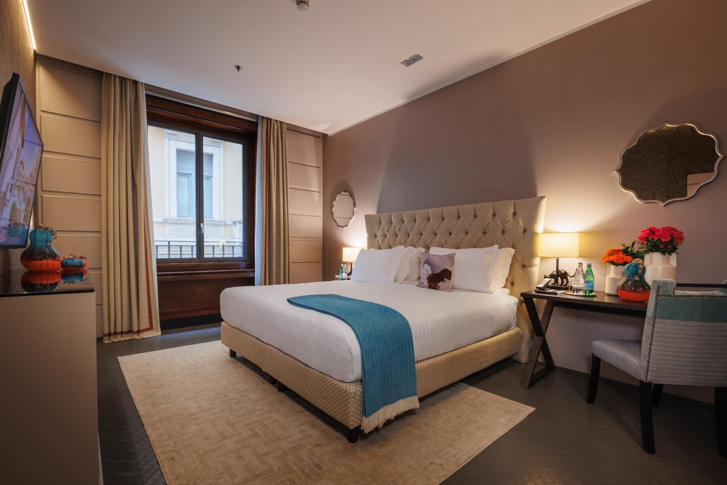 King Executive Suite