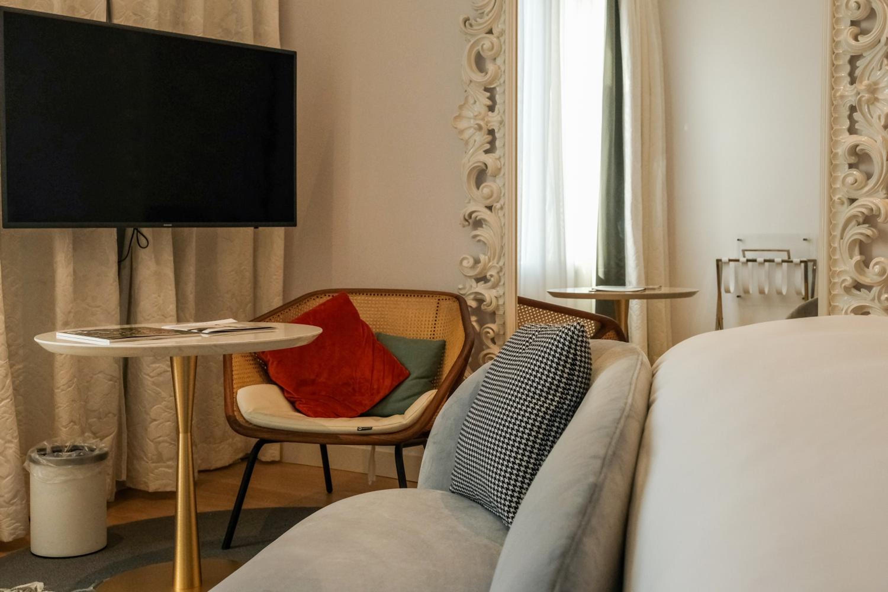 Luxury Room