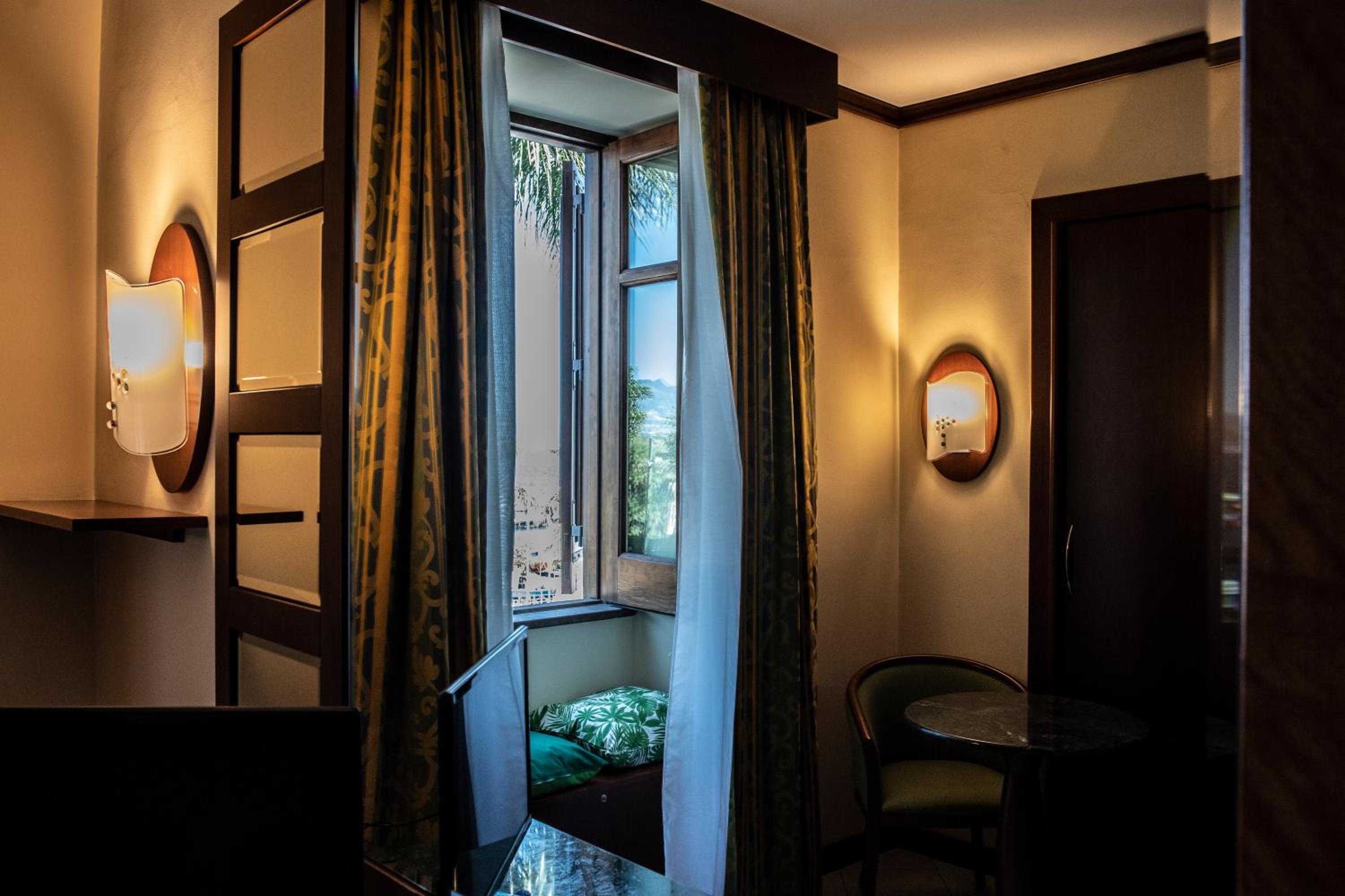 Single Room with Sea View