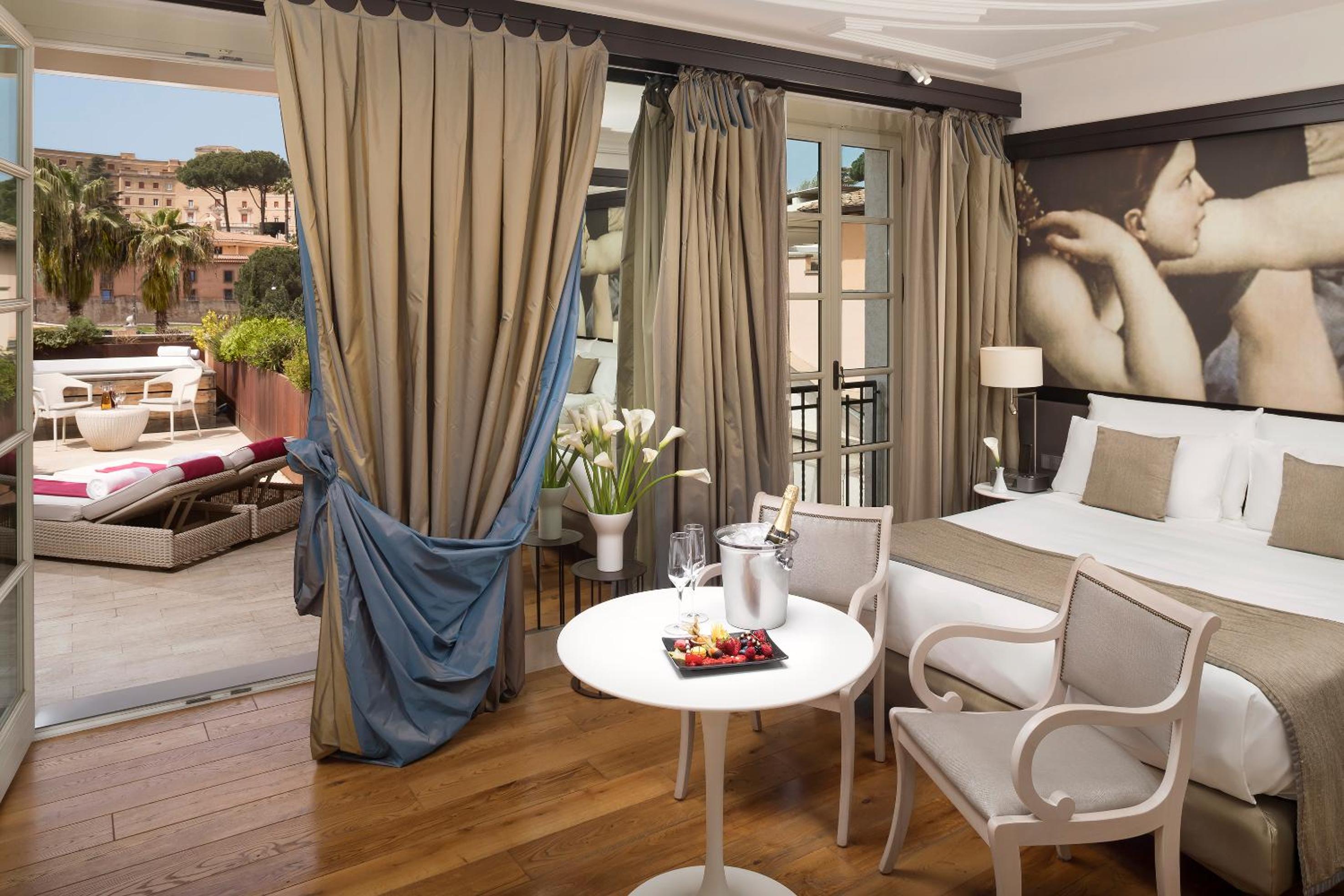 Supreme Room with Whirlpool