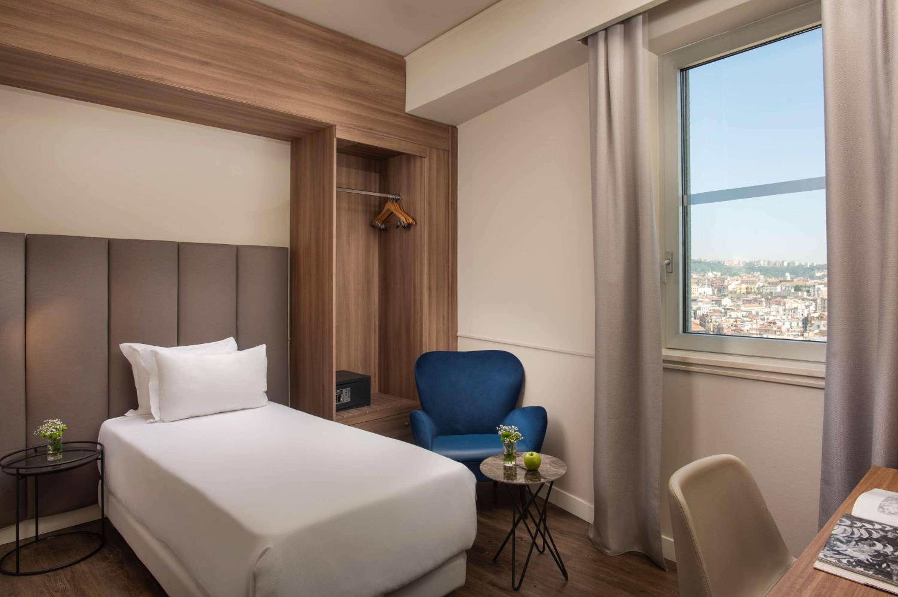 Standard Single Room with City View