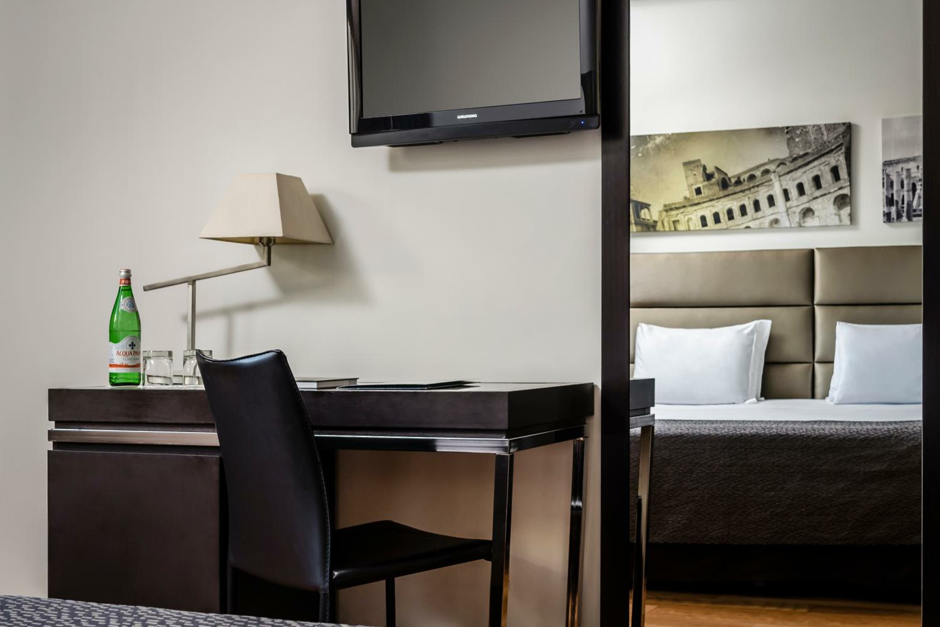 Double or Twin Room with Terrace