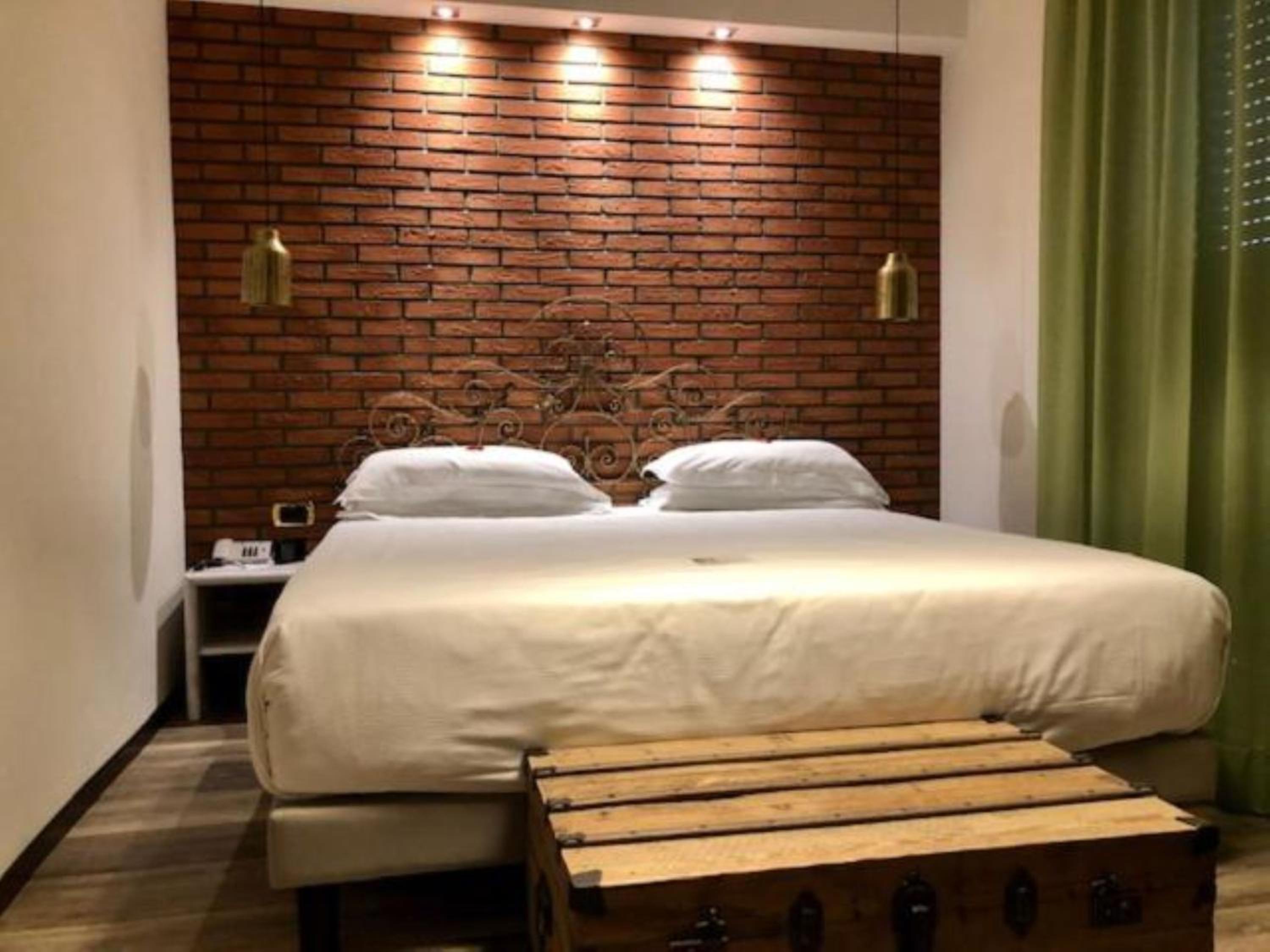 Comfort King Room with Balcony - Annex