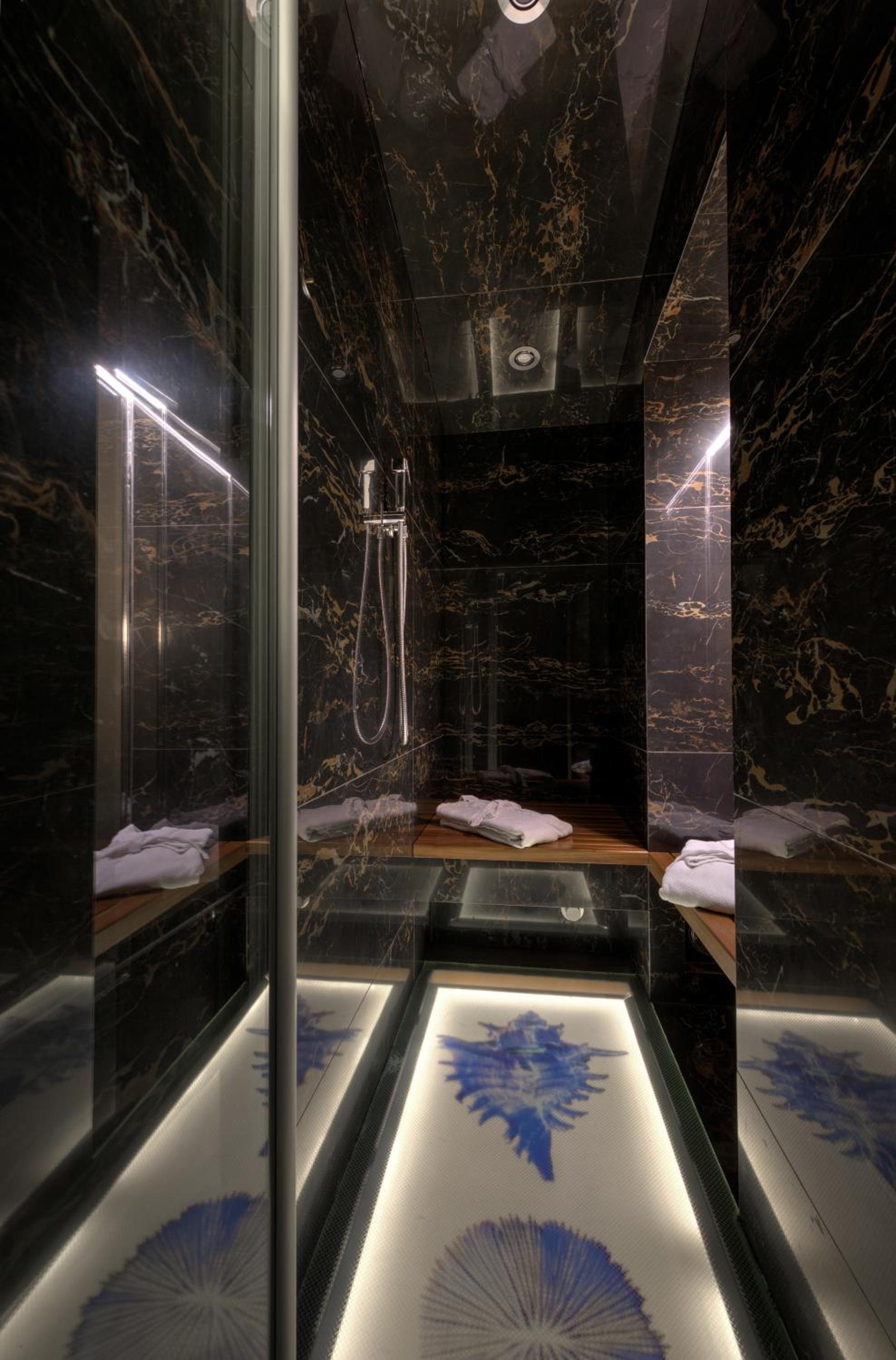 Superior Apartment - Annex