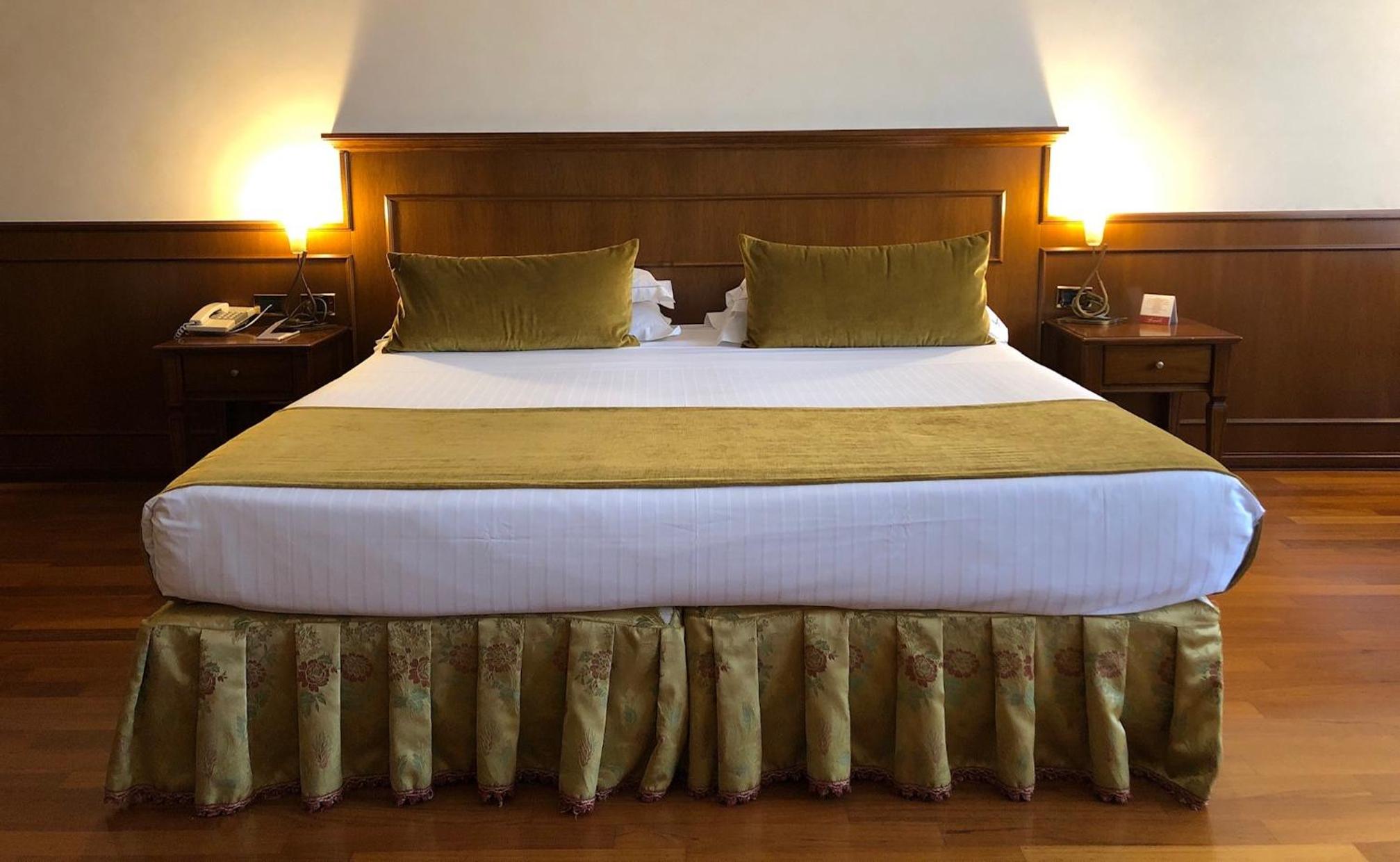 Junior Suite with Spa Bath