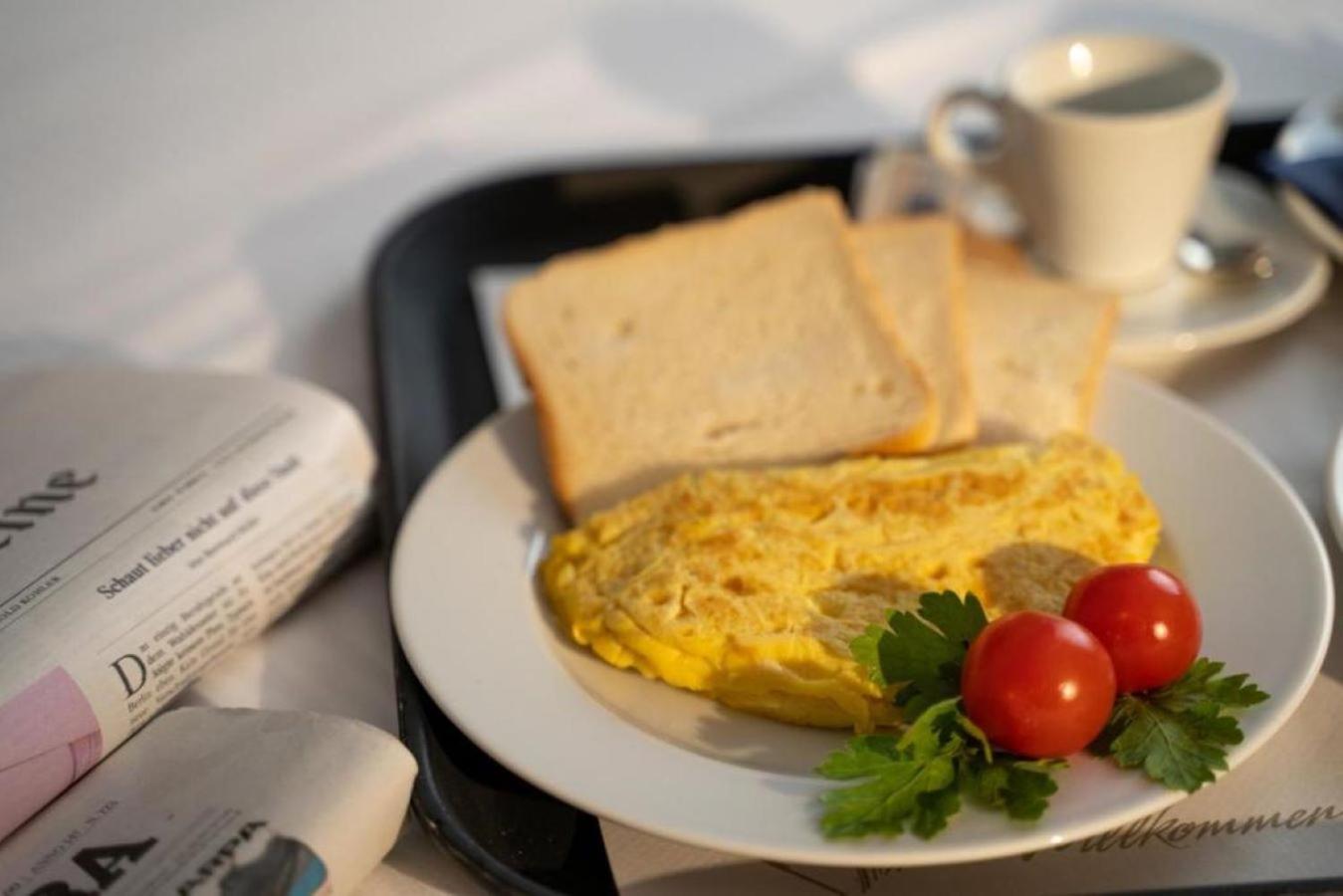 Executive King Room - Non-Smoking