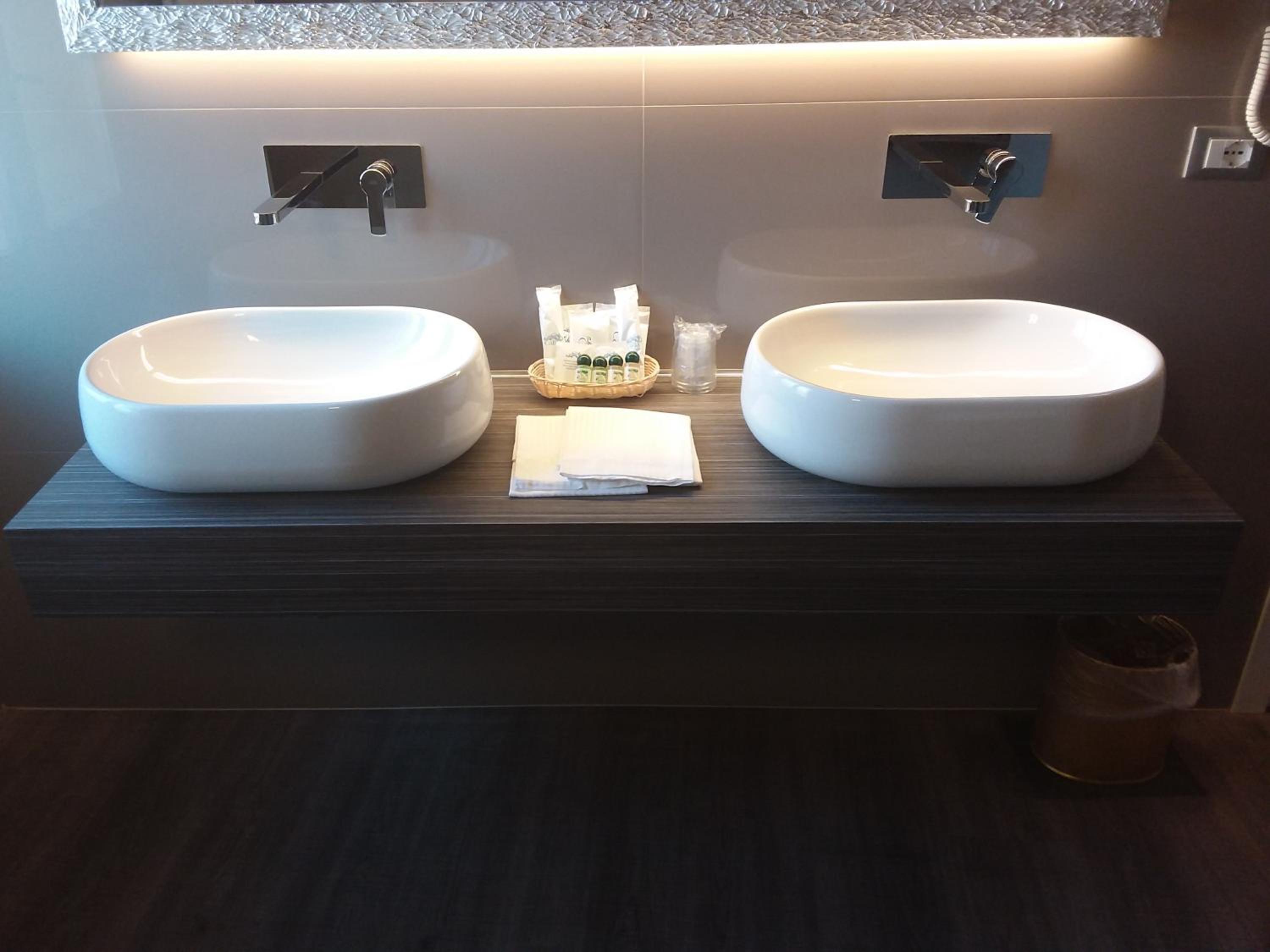 Studio (3 Adults) - Annex