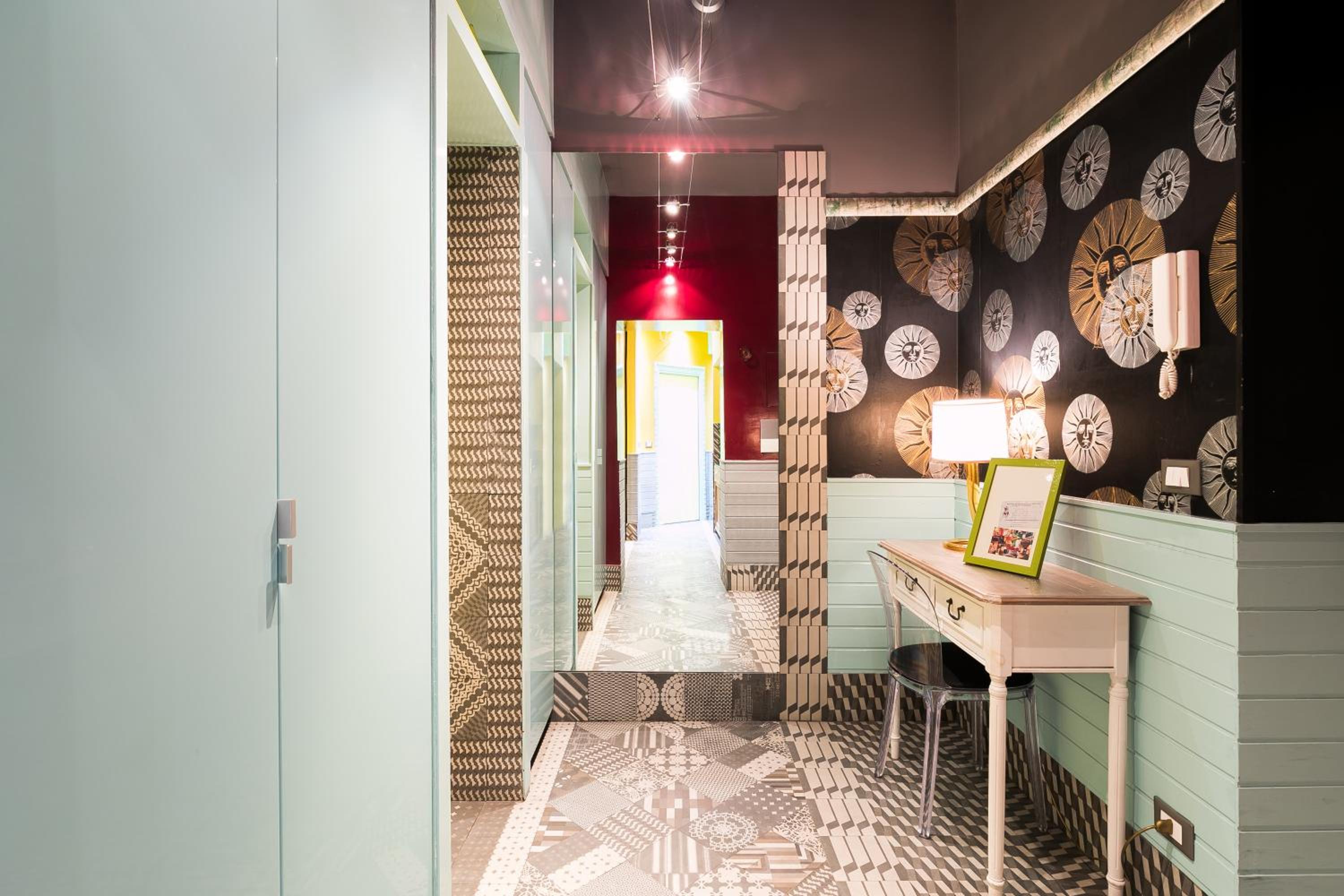 Superior One-Bedroom Apartment