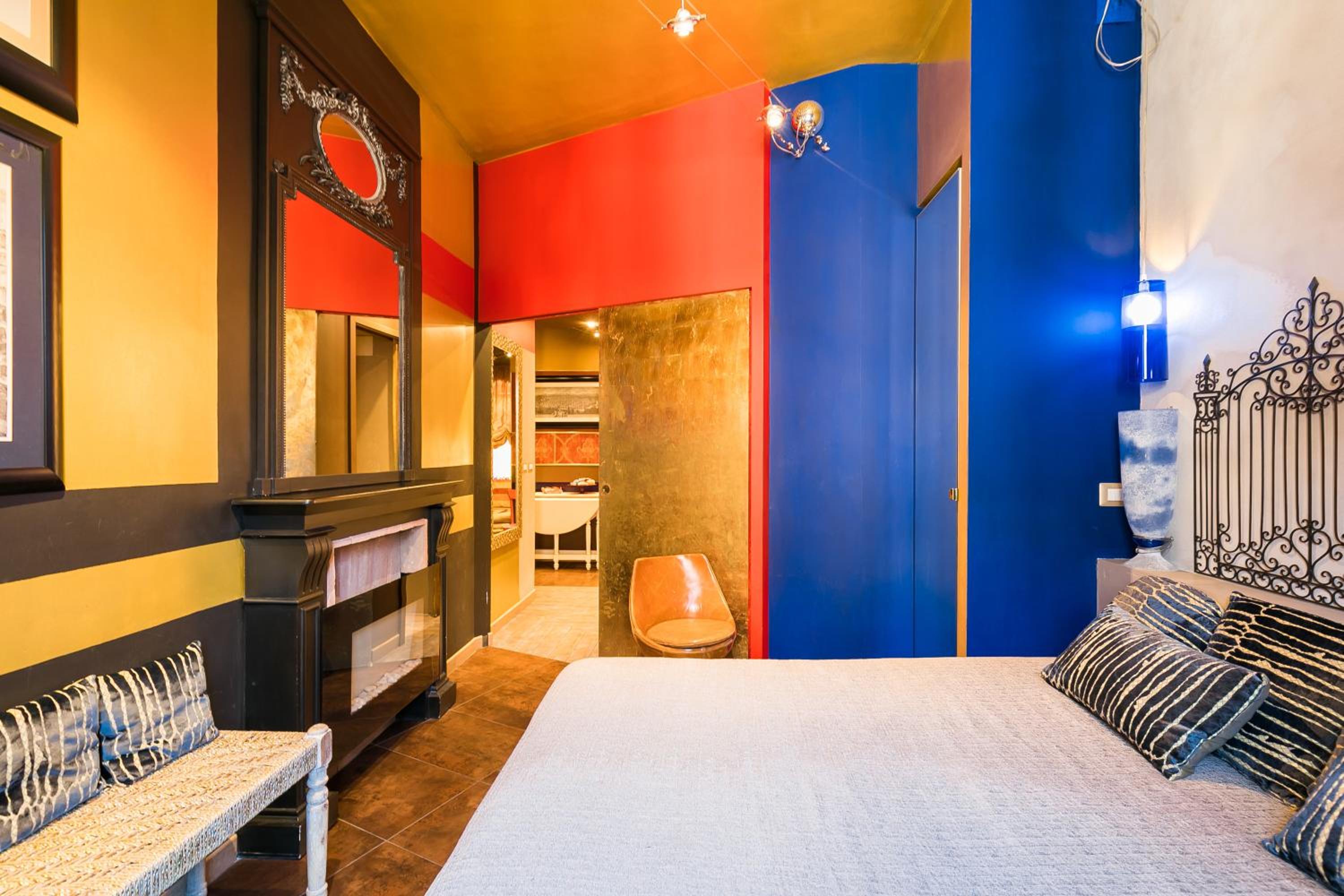 Superior One-Bedroom Apartment