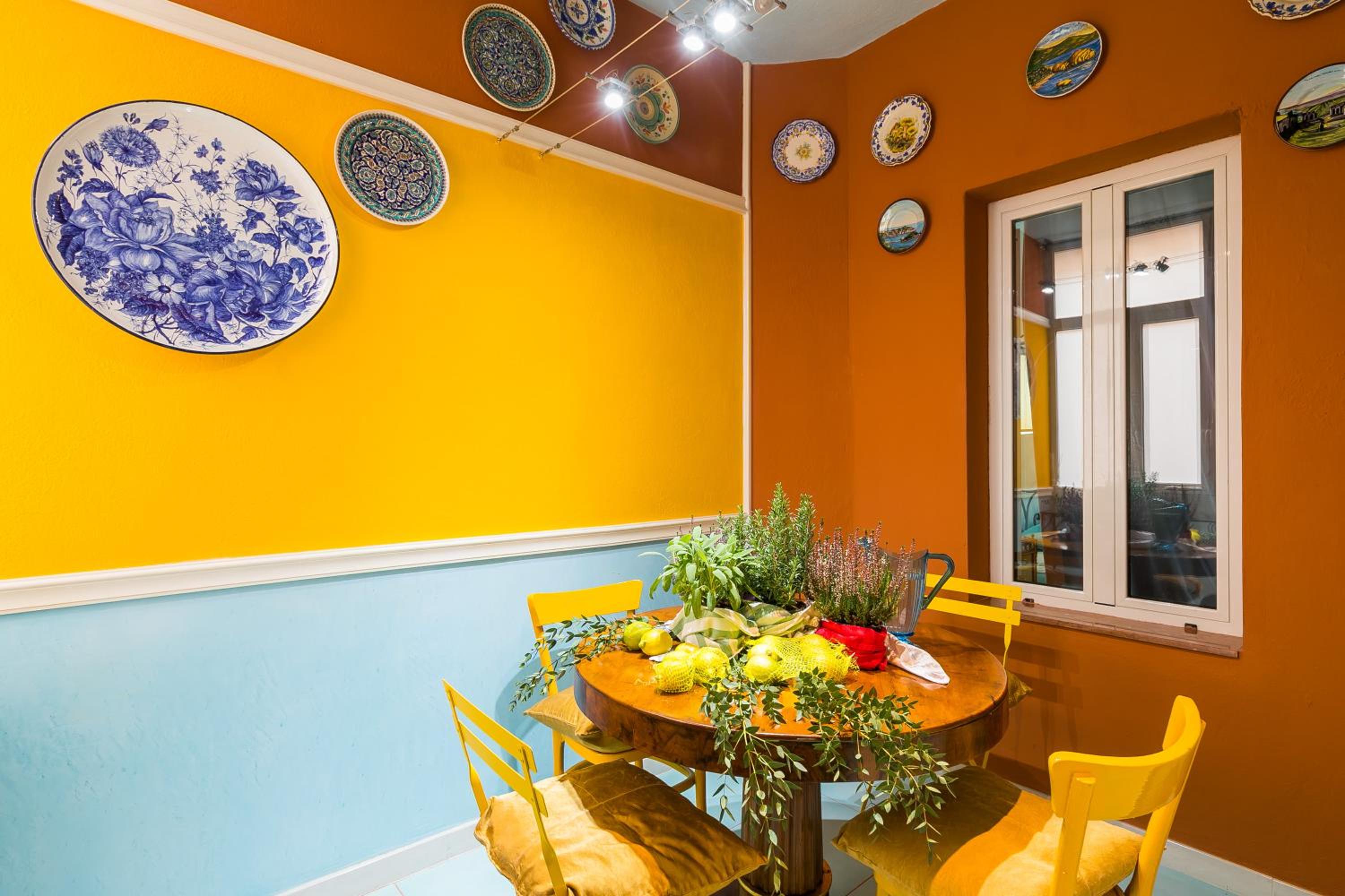 Superior One-Bedroom Apartment