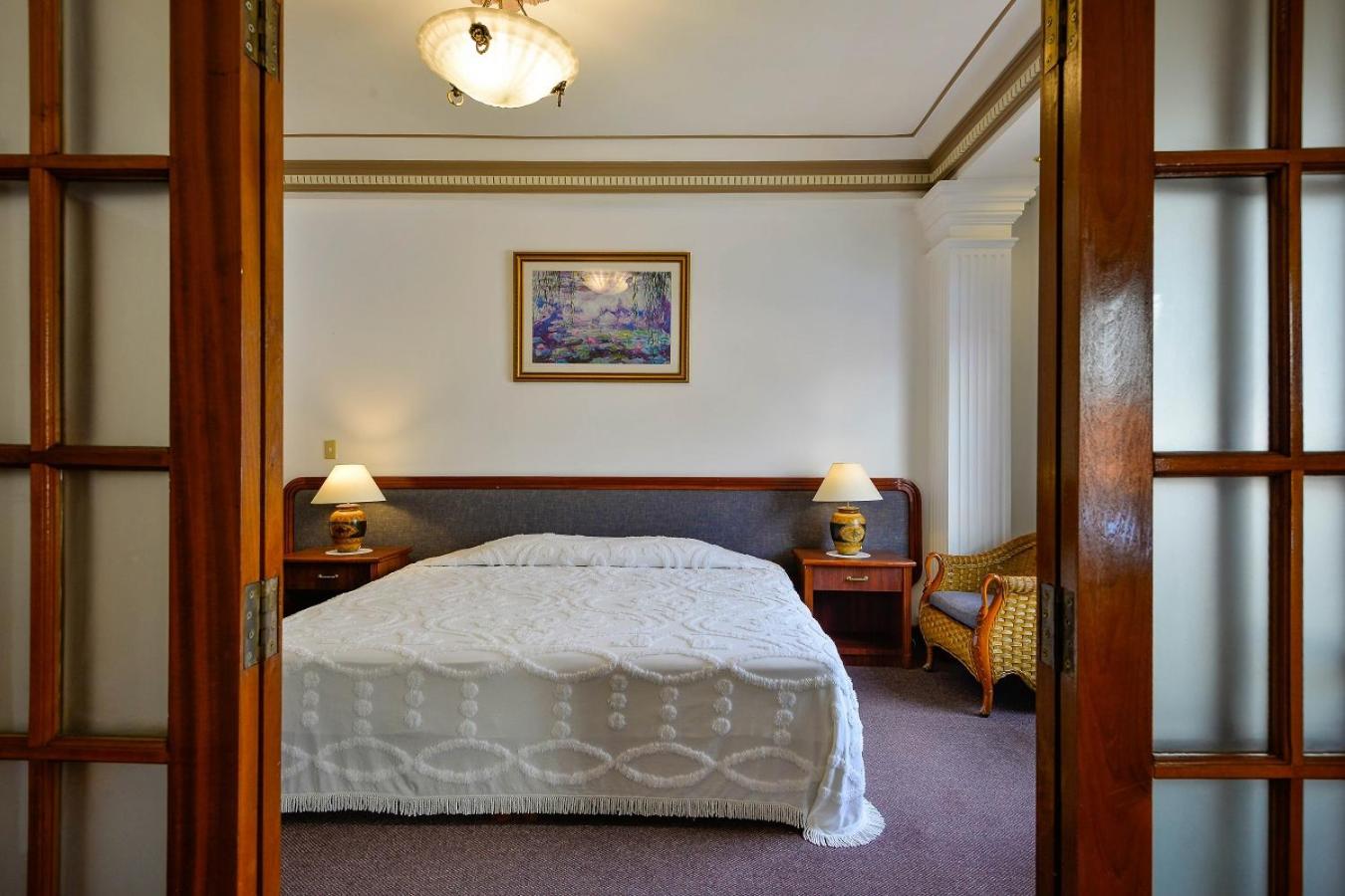 Double or Twin Suite
