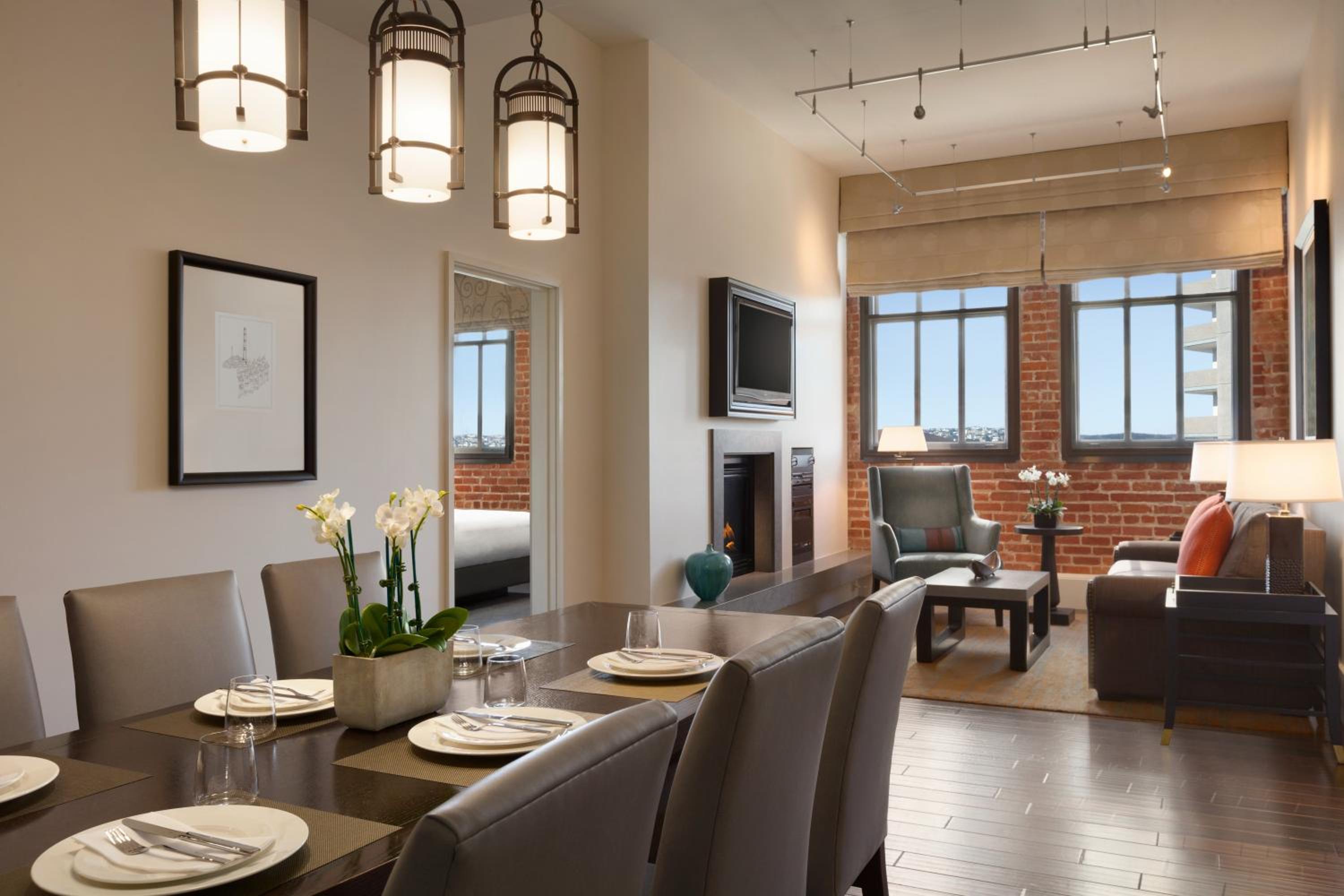 One Bedroom Bay View Residence with One King Bed and Sofa bed