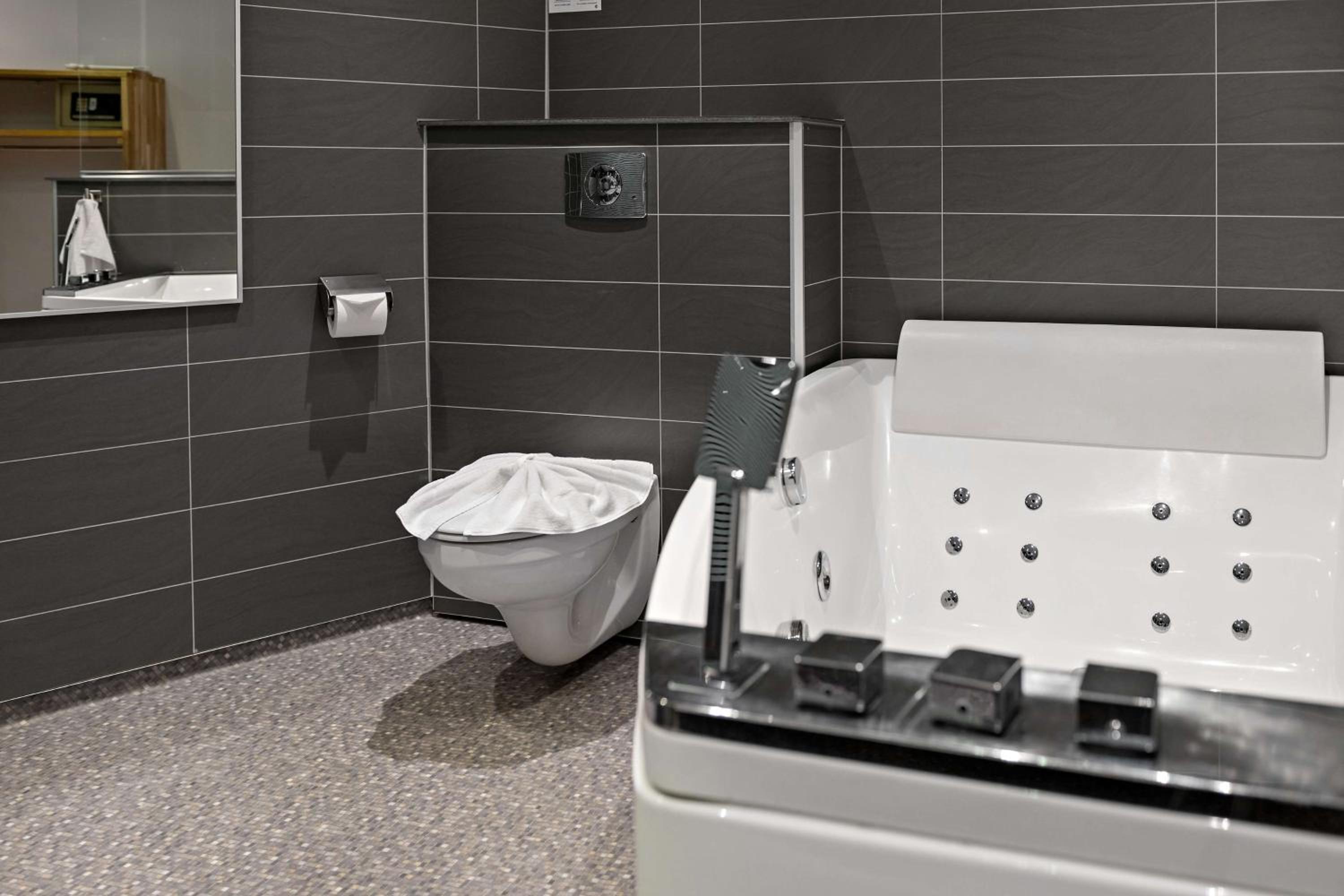 Suite with Double Bed