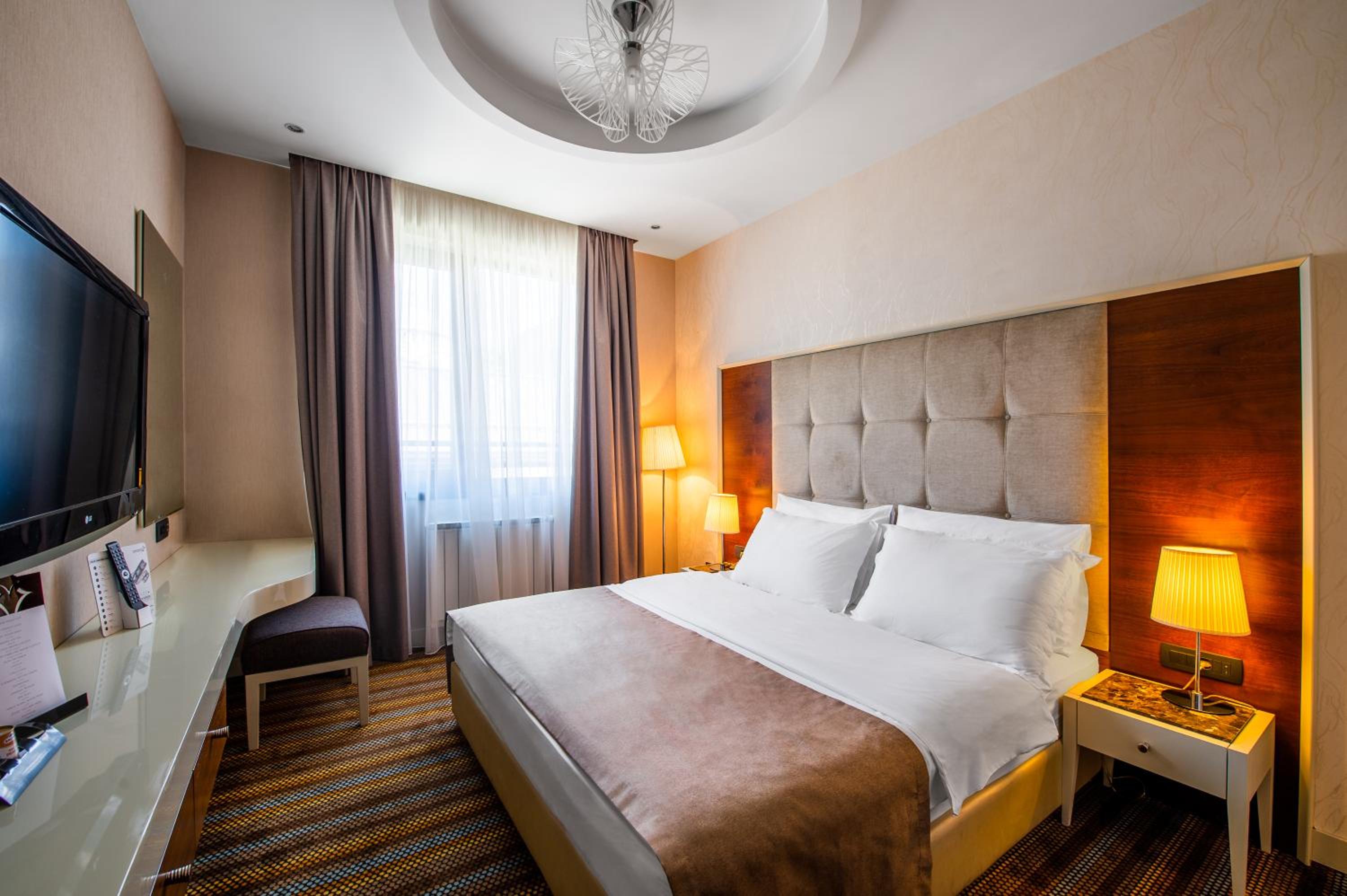 Deluxe Double Room With Free Parking