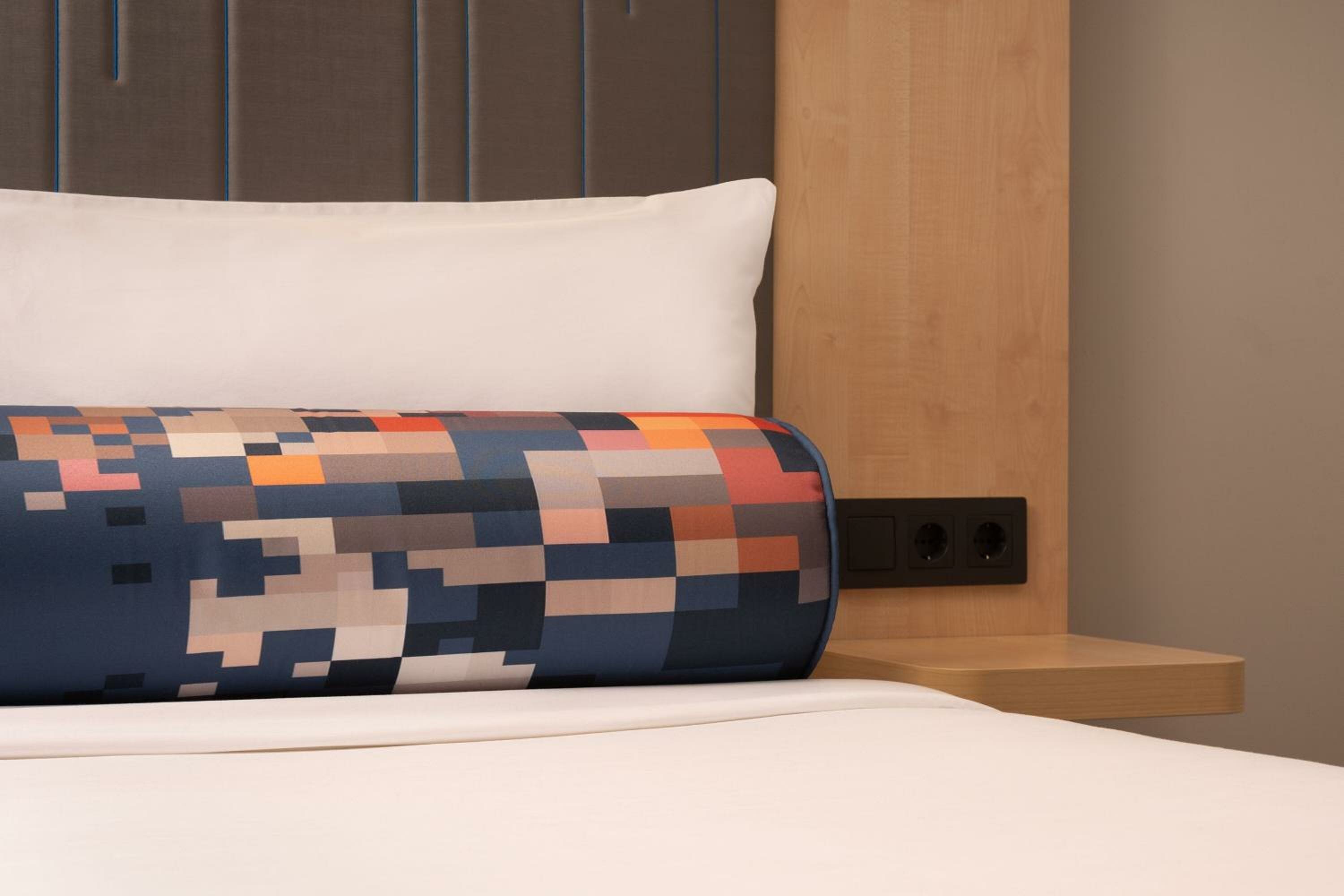 Aloft Premium King Room