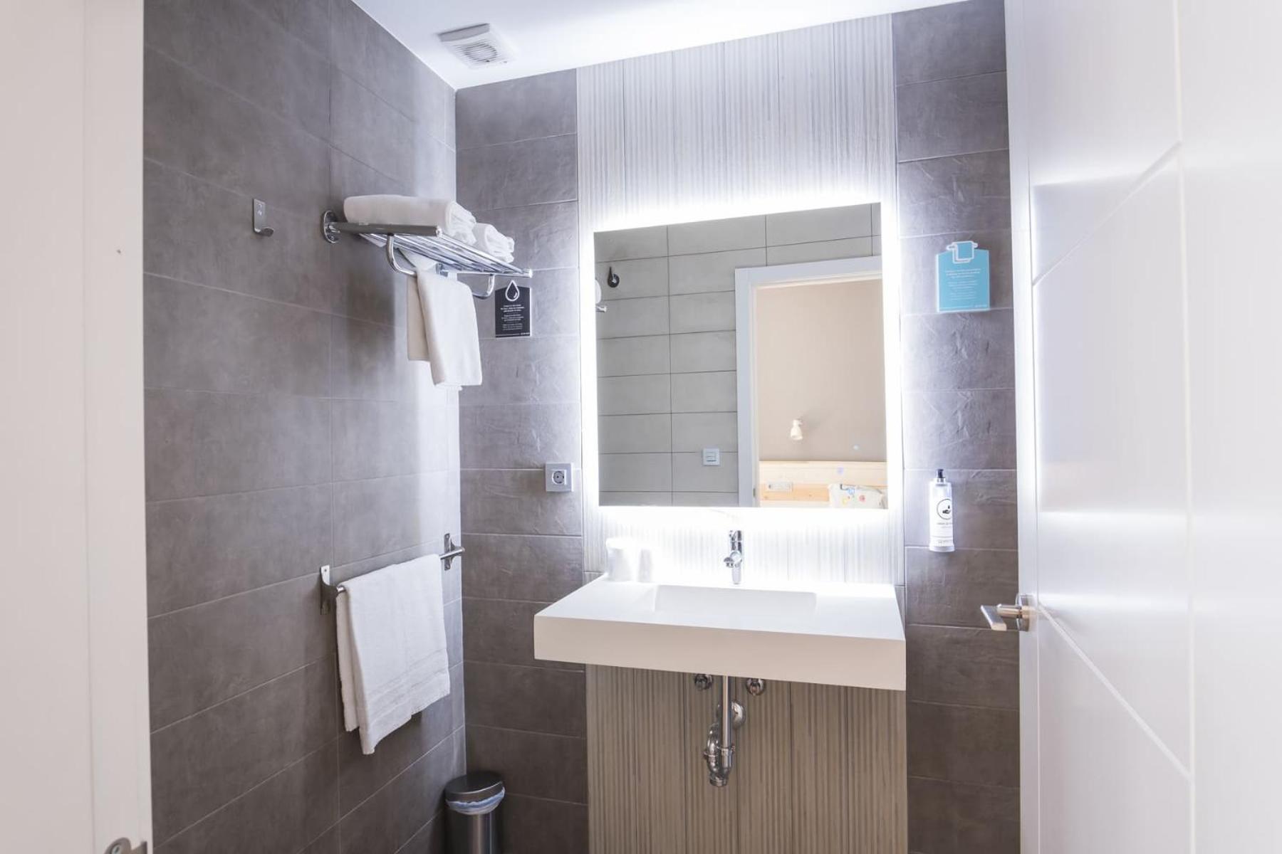 Economy Double or Twin Room