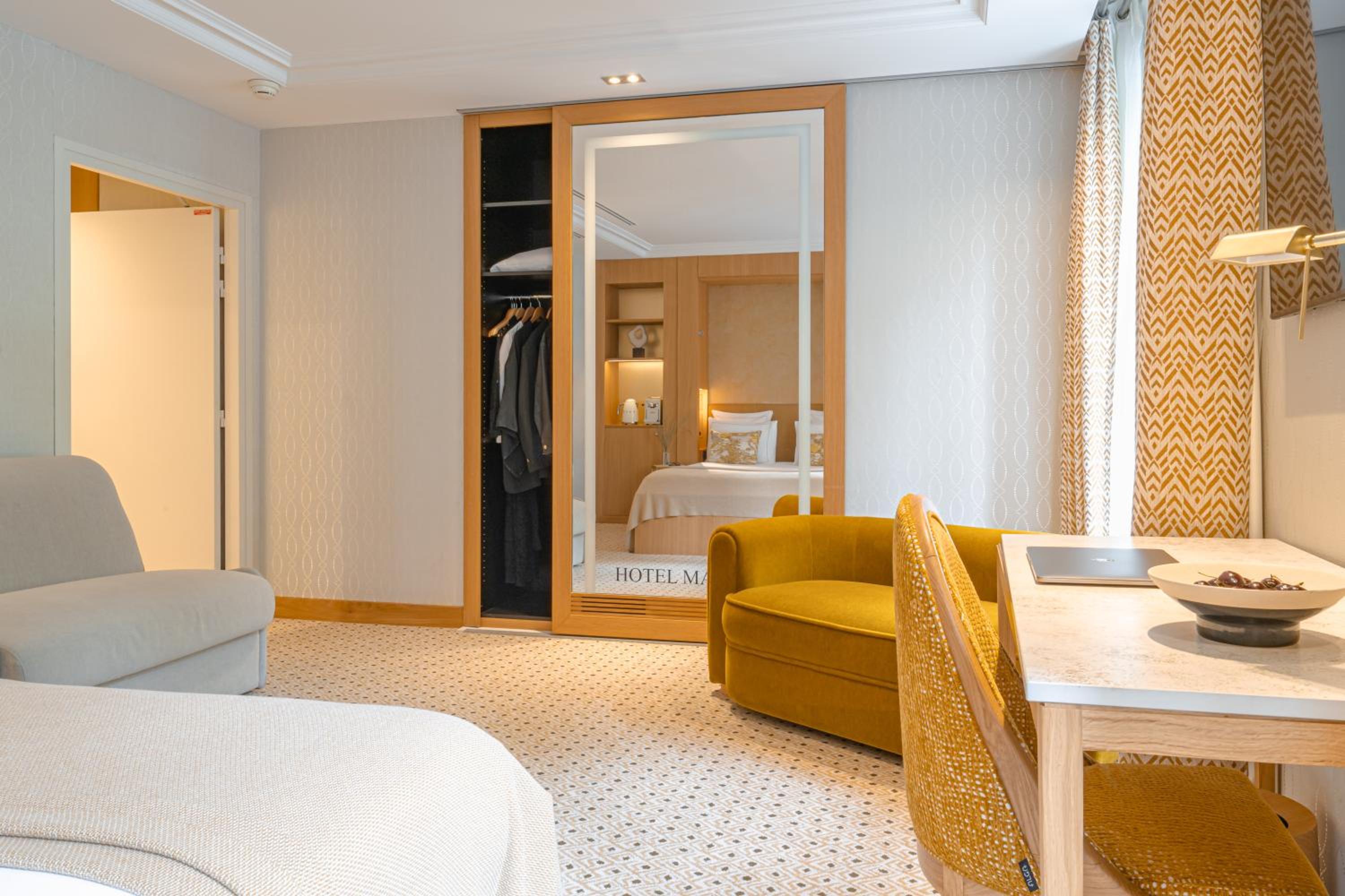 Deluxe view St Sulpice