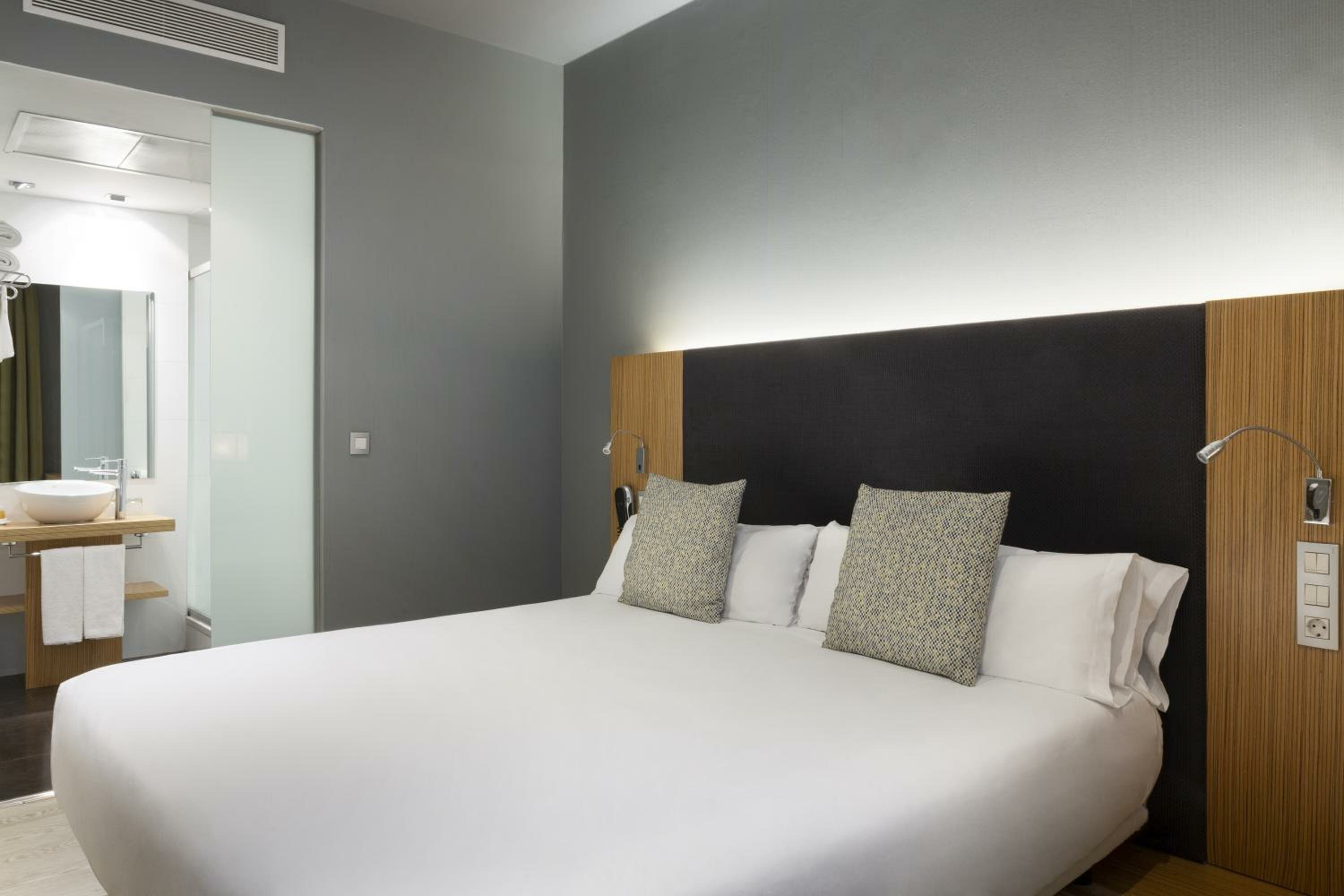 Quadruple Room (4 Adults)