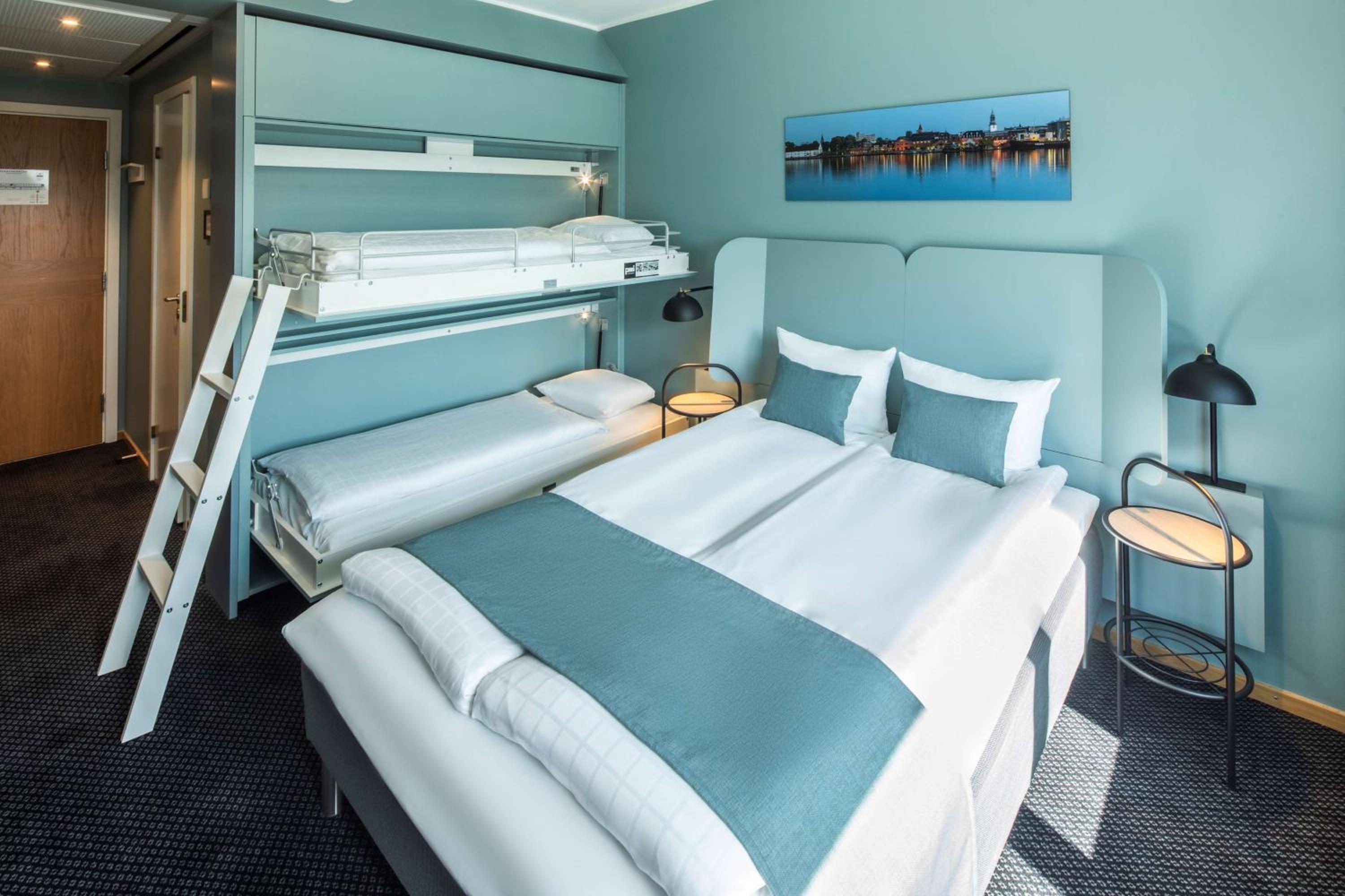 Standard Family Room