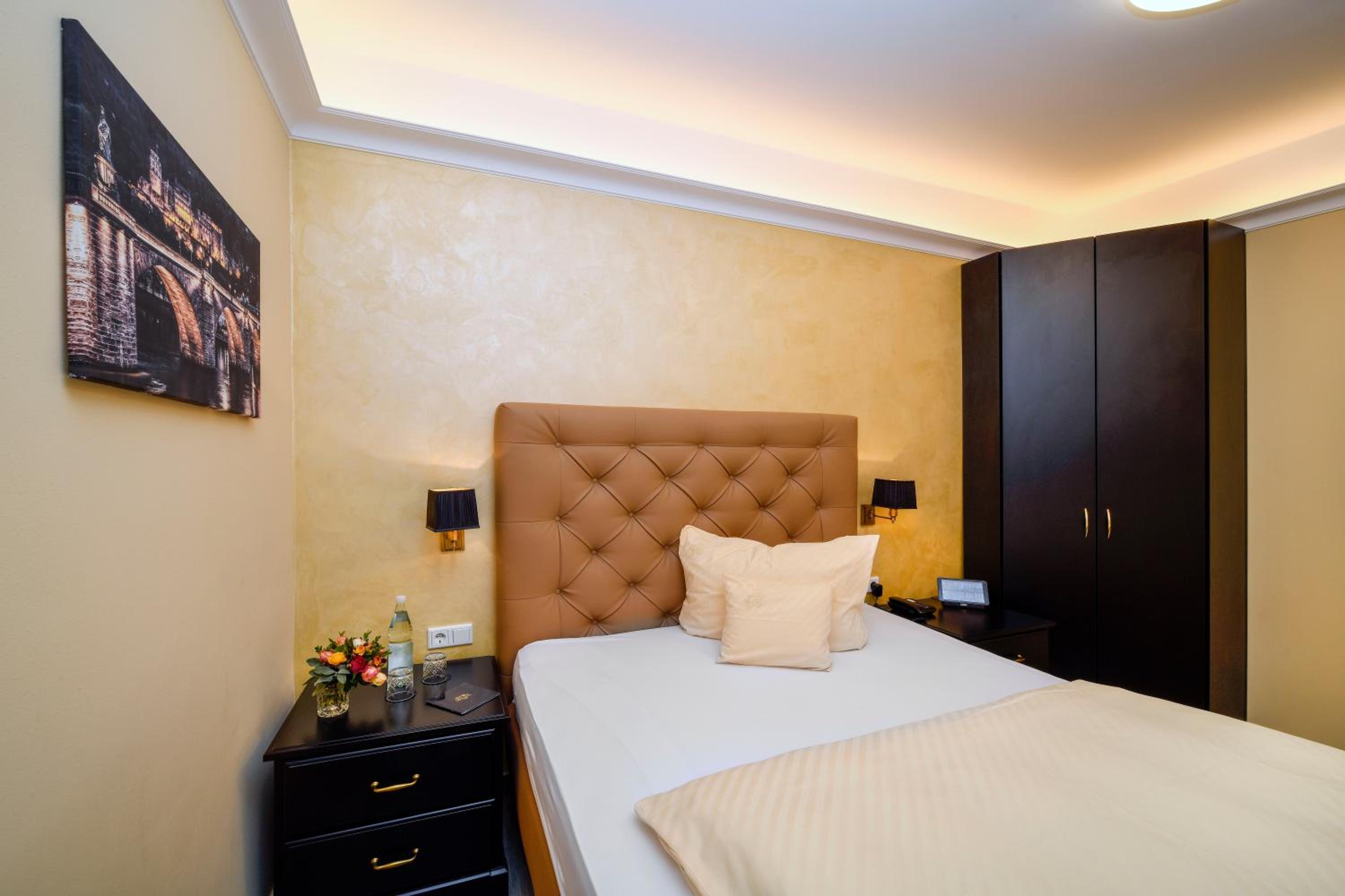 Comfort Single Room