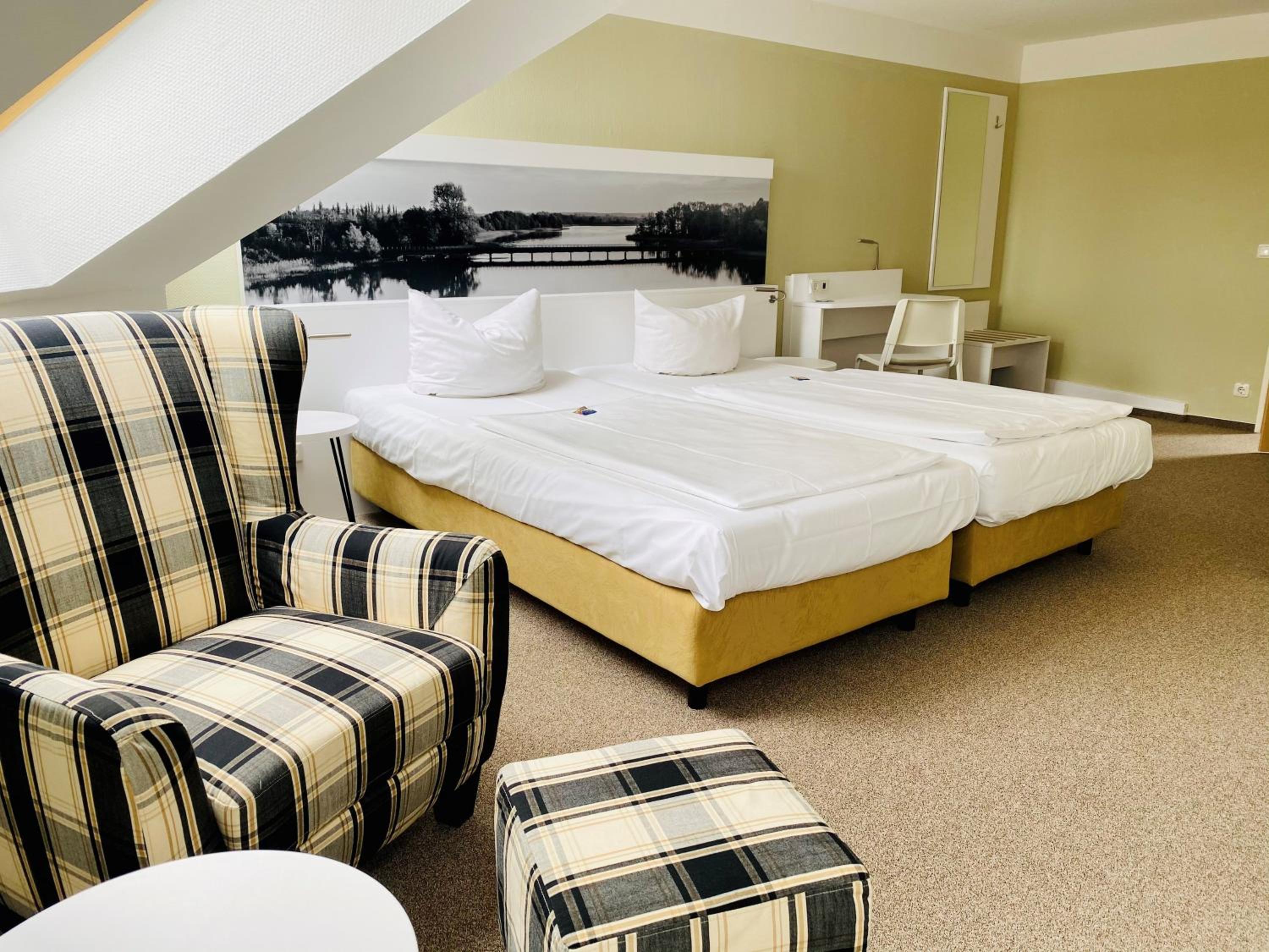 Large Double Room