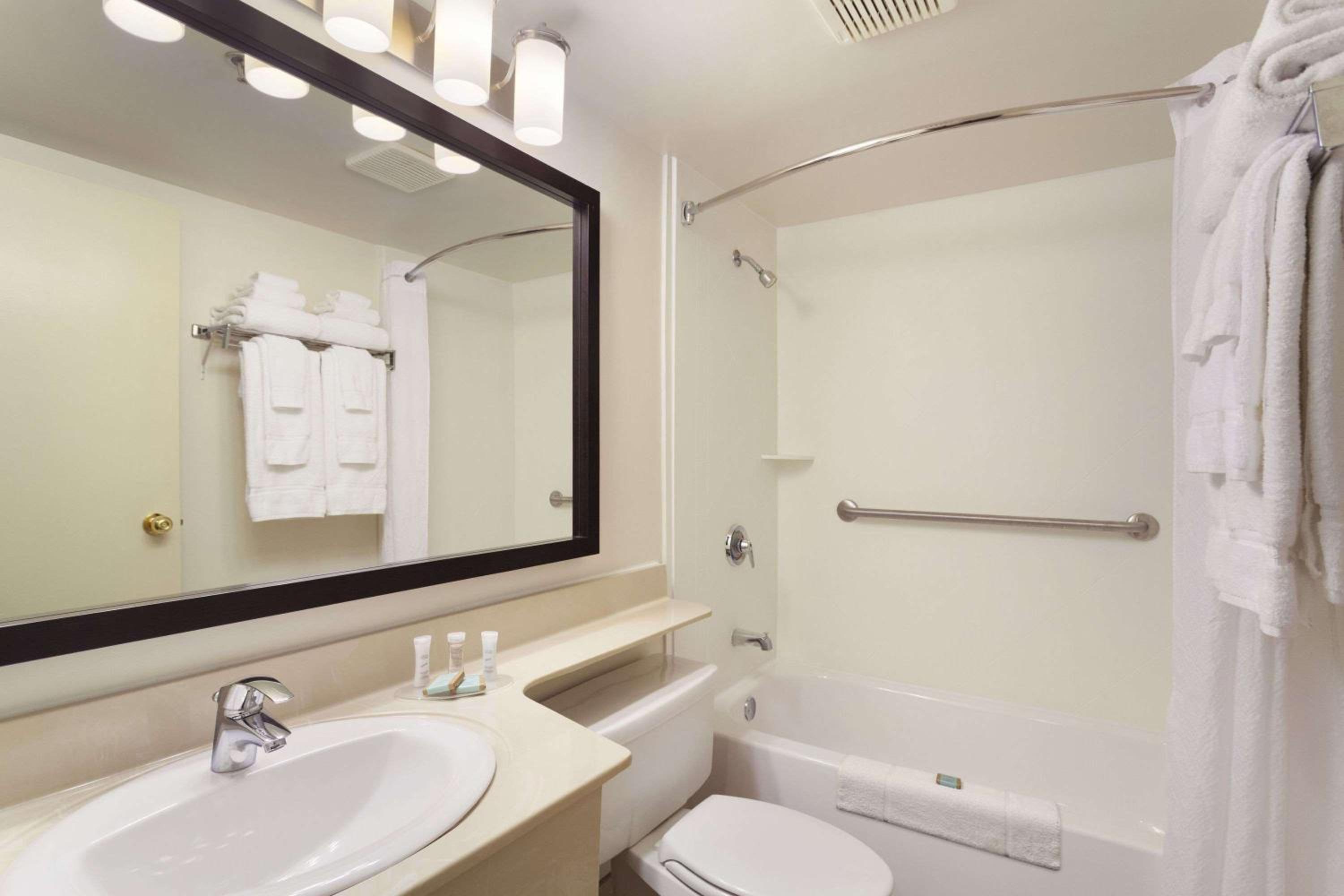 King Room - First Floor/Non-Smoking