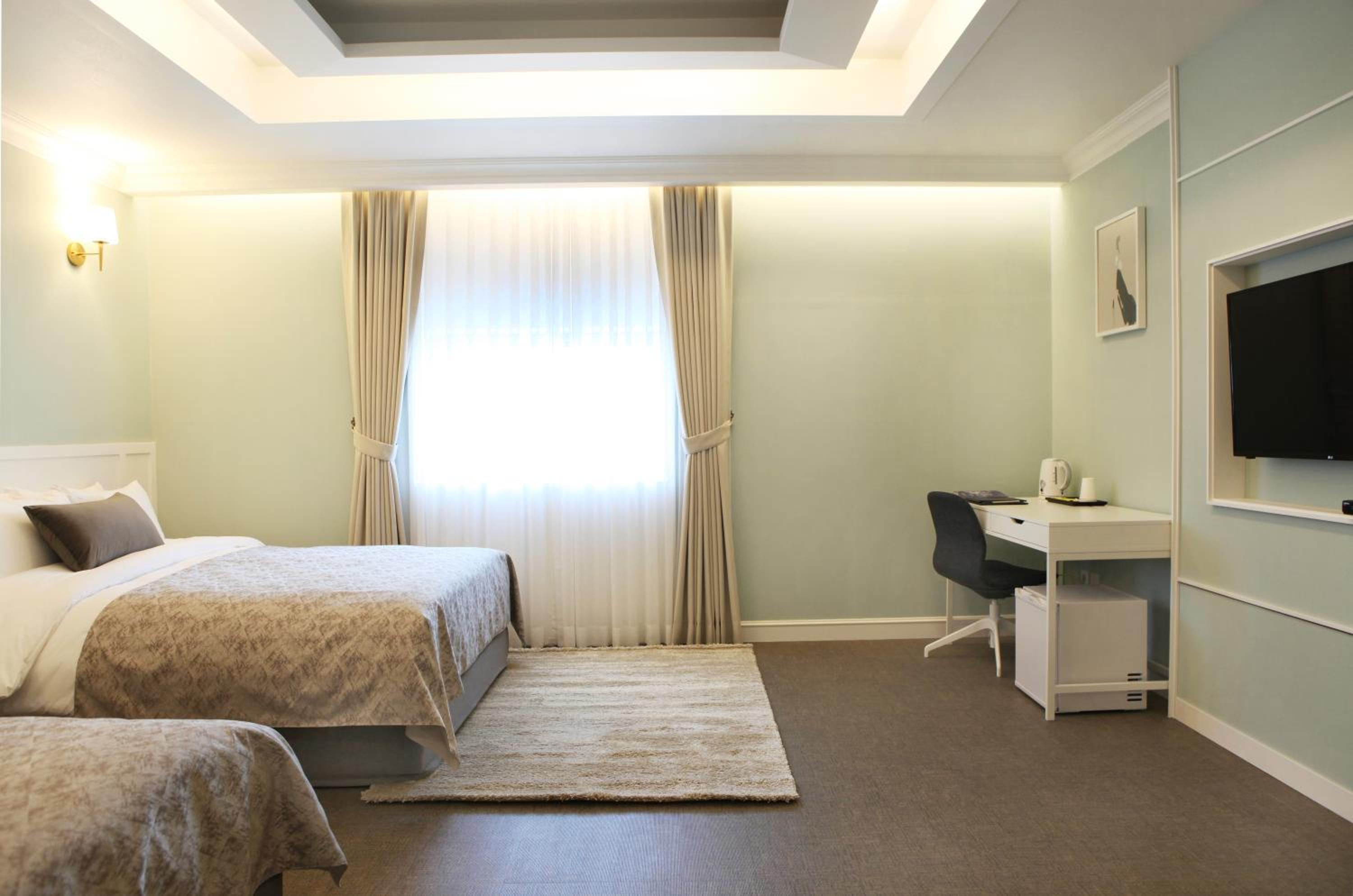 Standard Family Twin Room