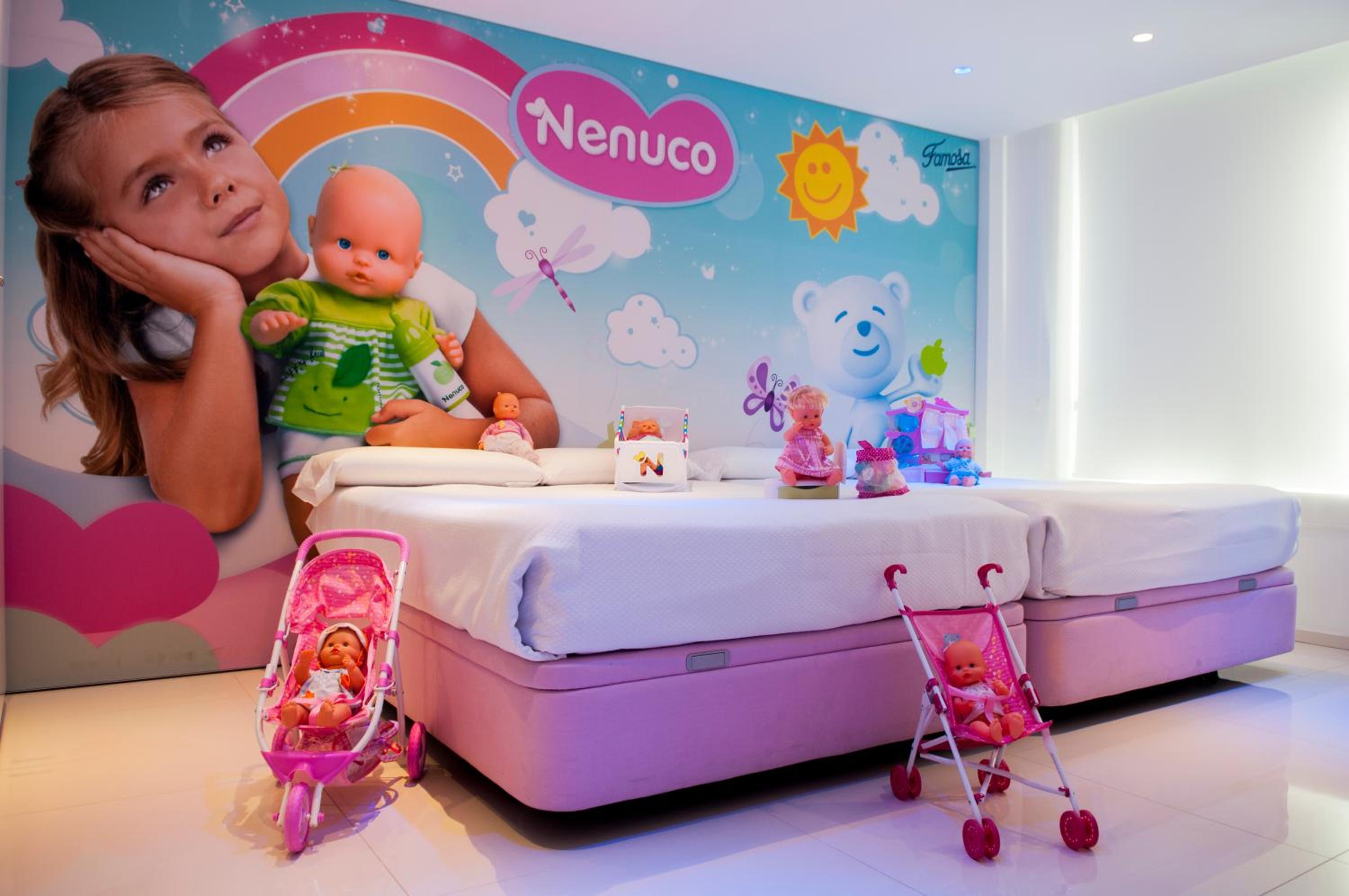 Superior Family Room