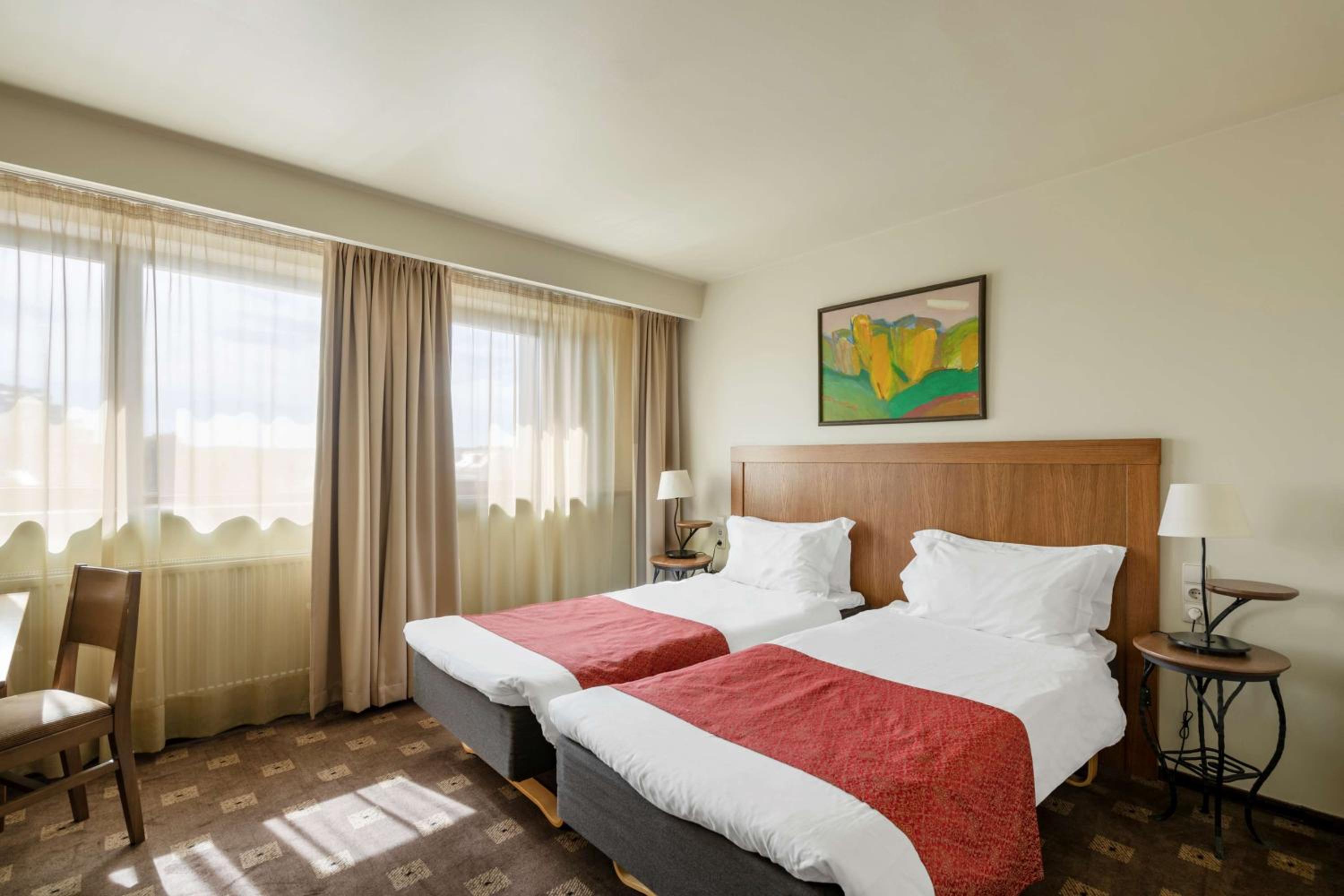 Twin Room - Non-Smoking