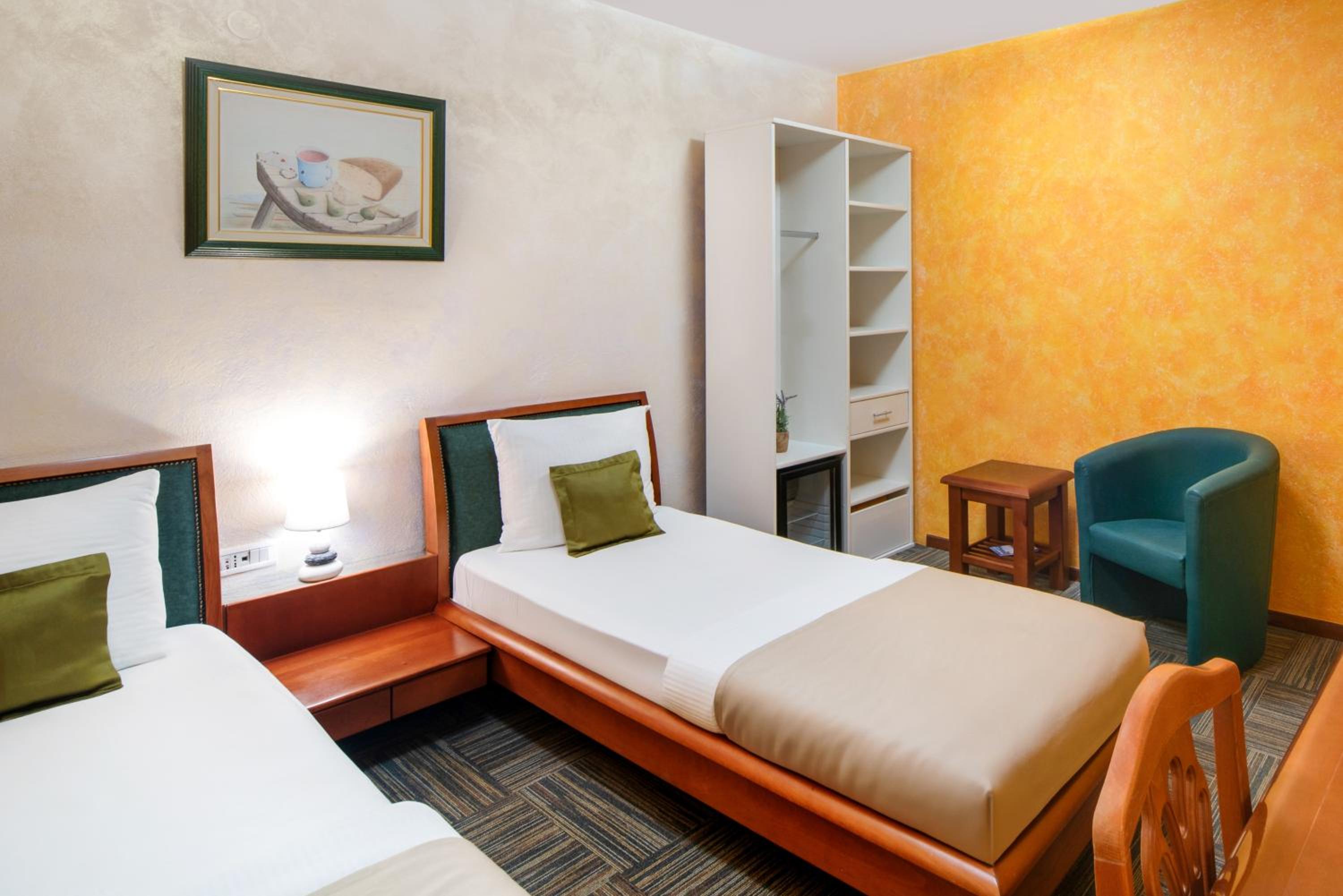 Standard Twin/Double Room