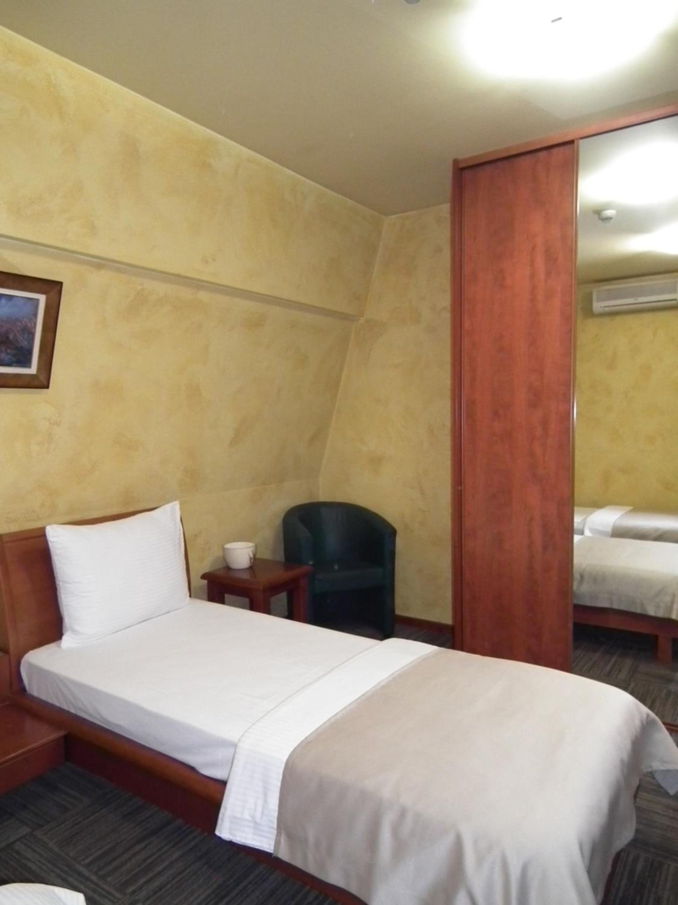 Standard Twin/Double Room