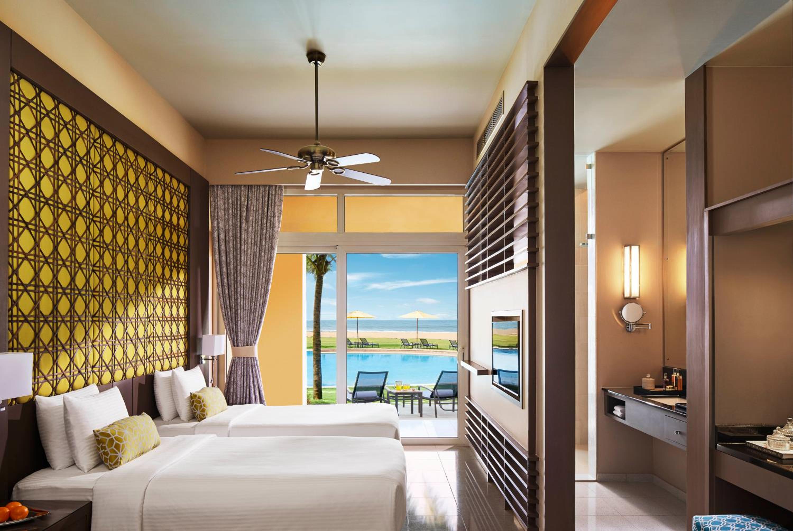 Deluxe Twin Room with Sea View