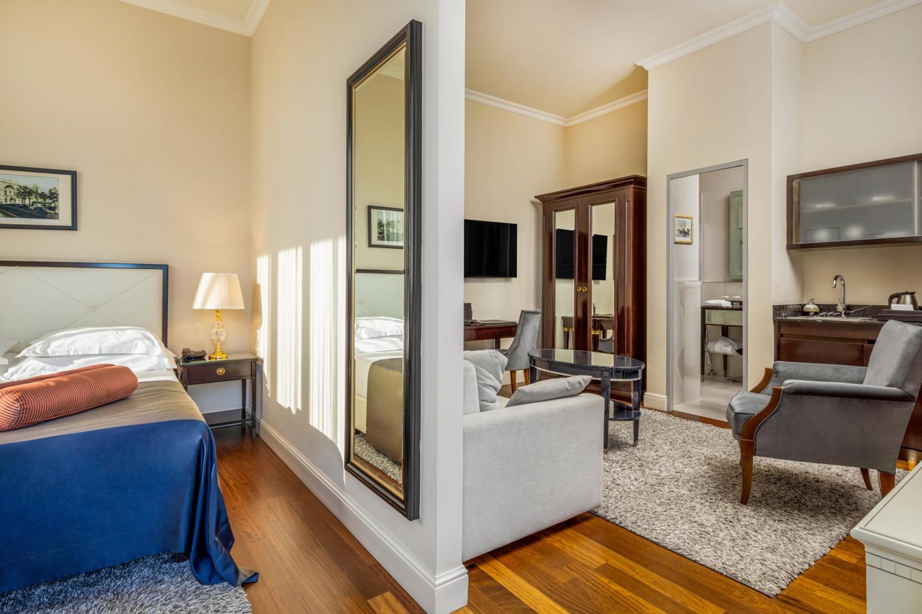 Junior Suite Panoramic View